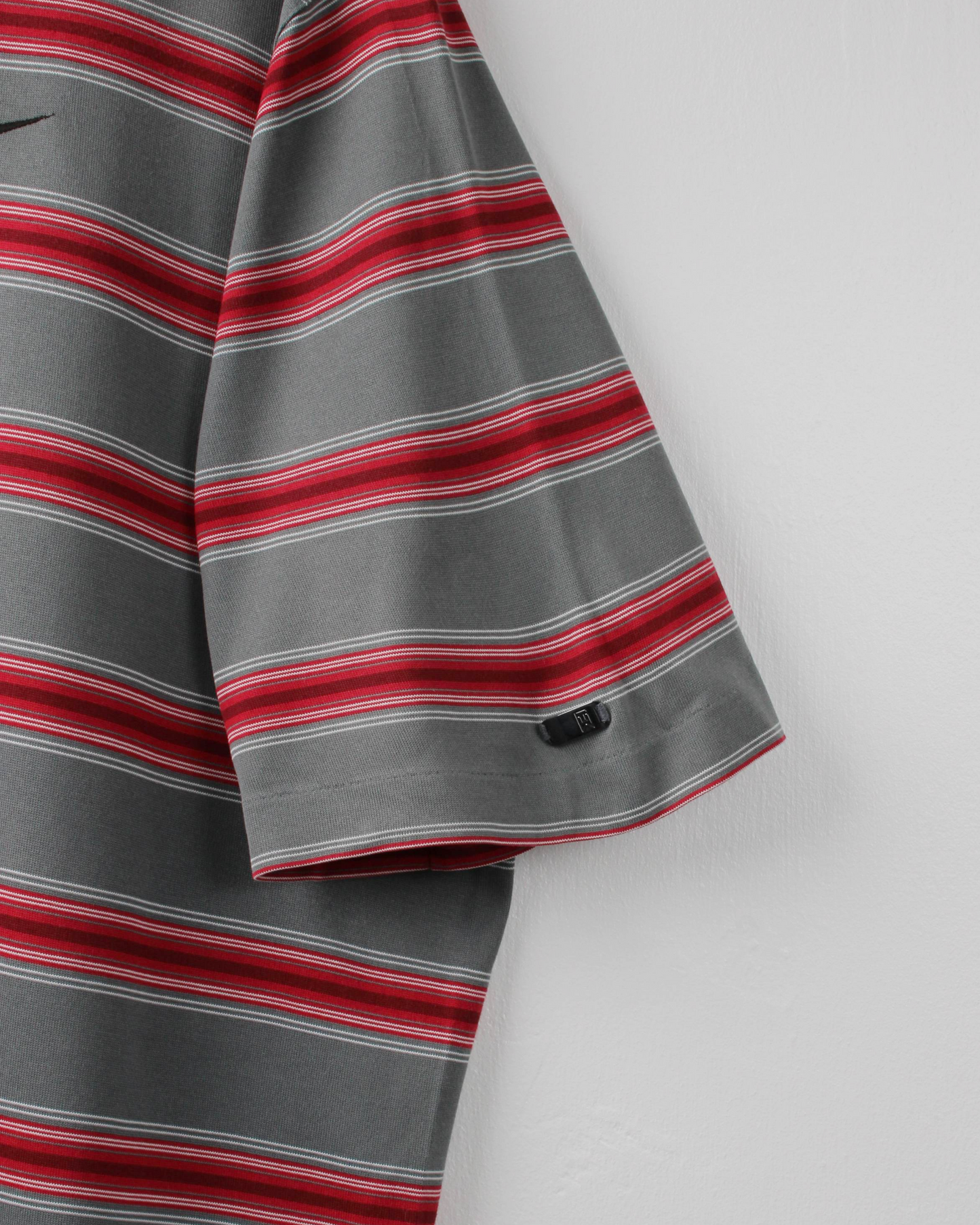 00s Nike Tiger Woods Grey & Red Striped Polo (XL)