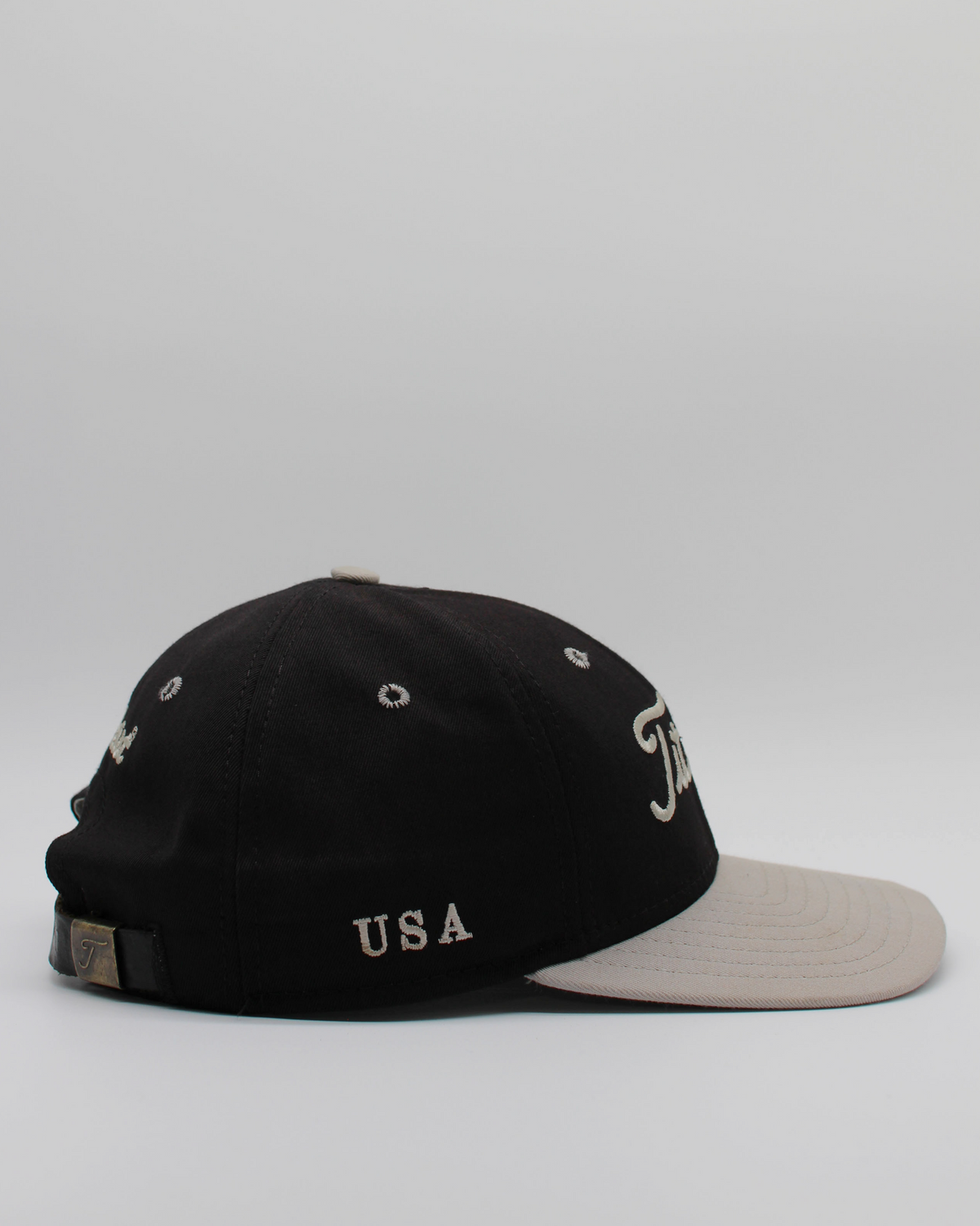 90s Titleist Black & Cream Strapback Cap