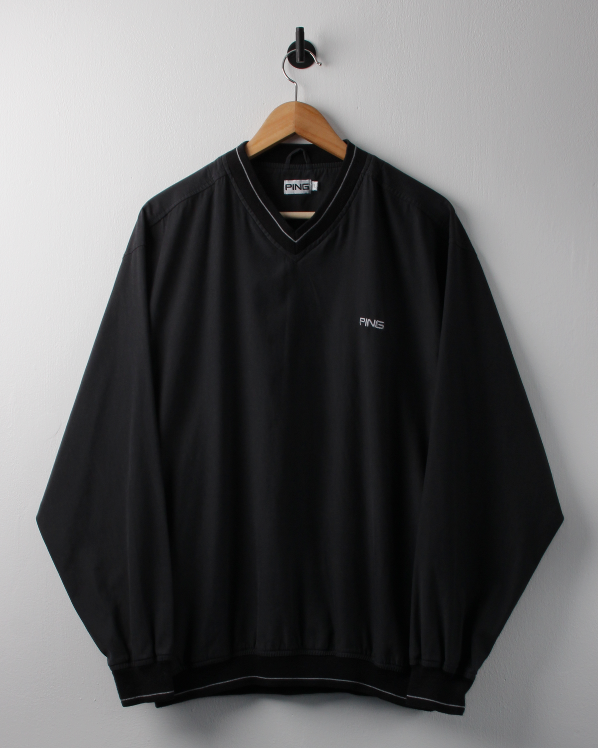 00s Ping Black V-Neck Windbreaker (L)
