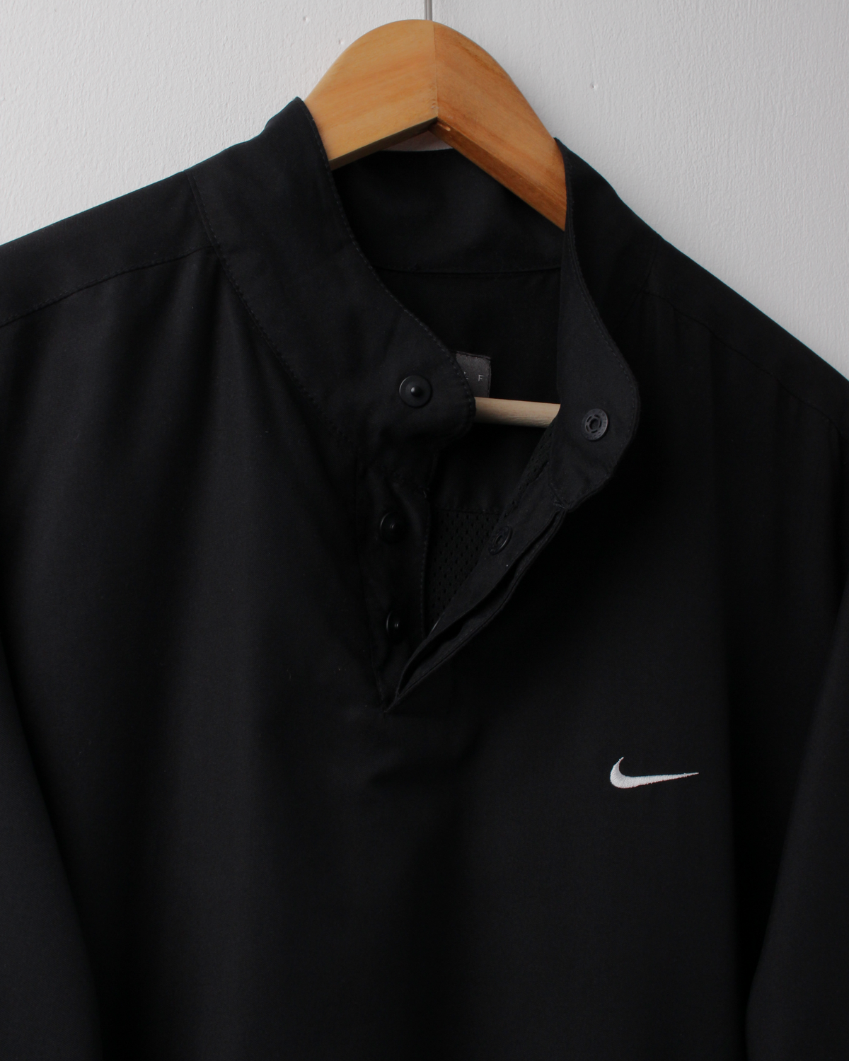 00s Nike Shield Logo Black Short Sleeve Windbreaker (M)