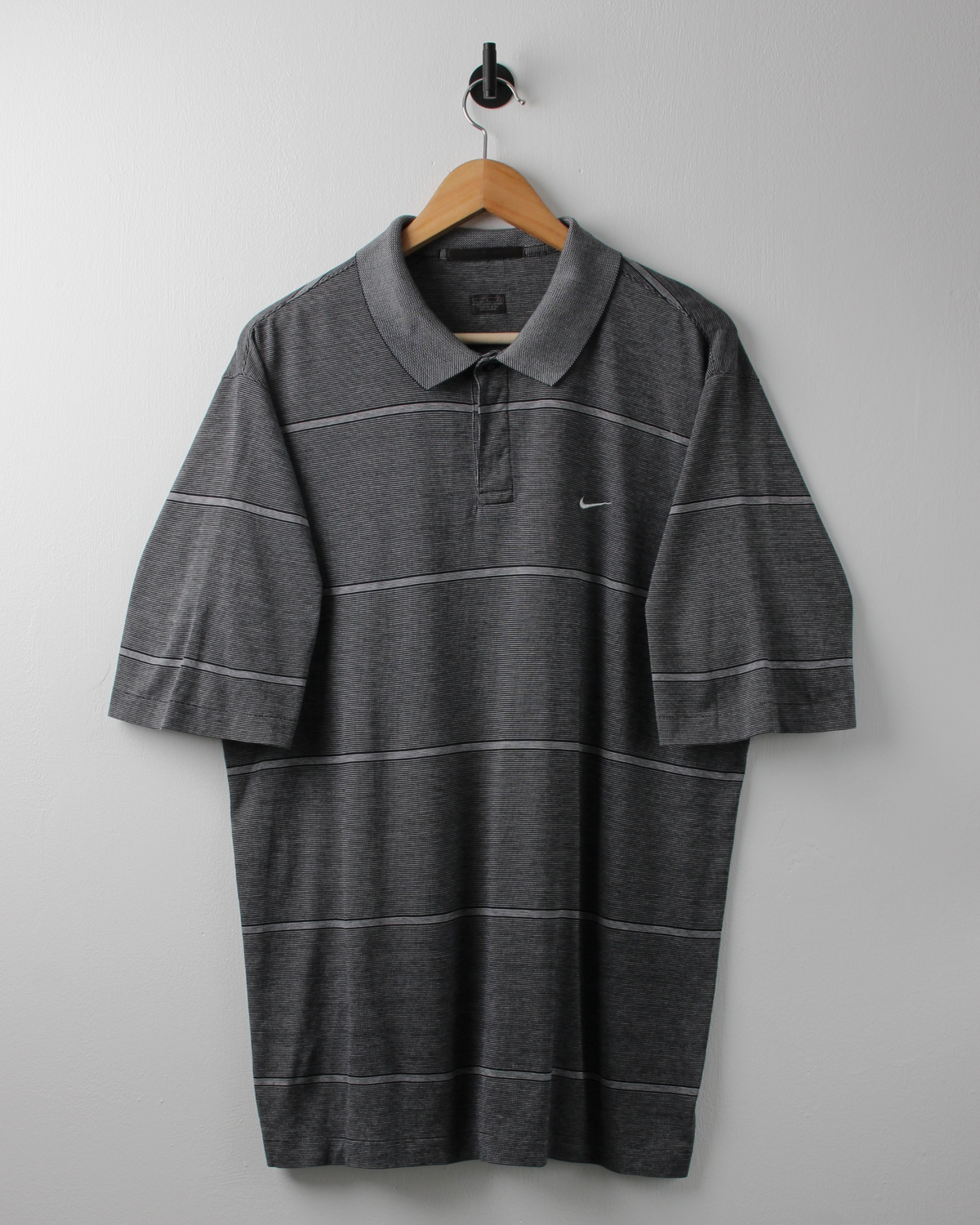 00s Nike Tiger Woods Collection Grey Striped Polo (L)