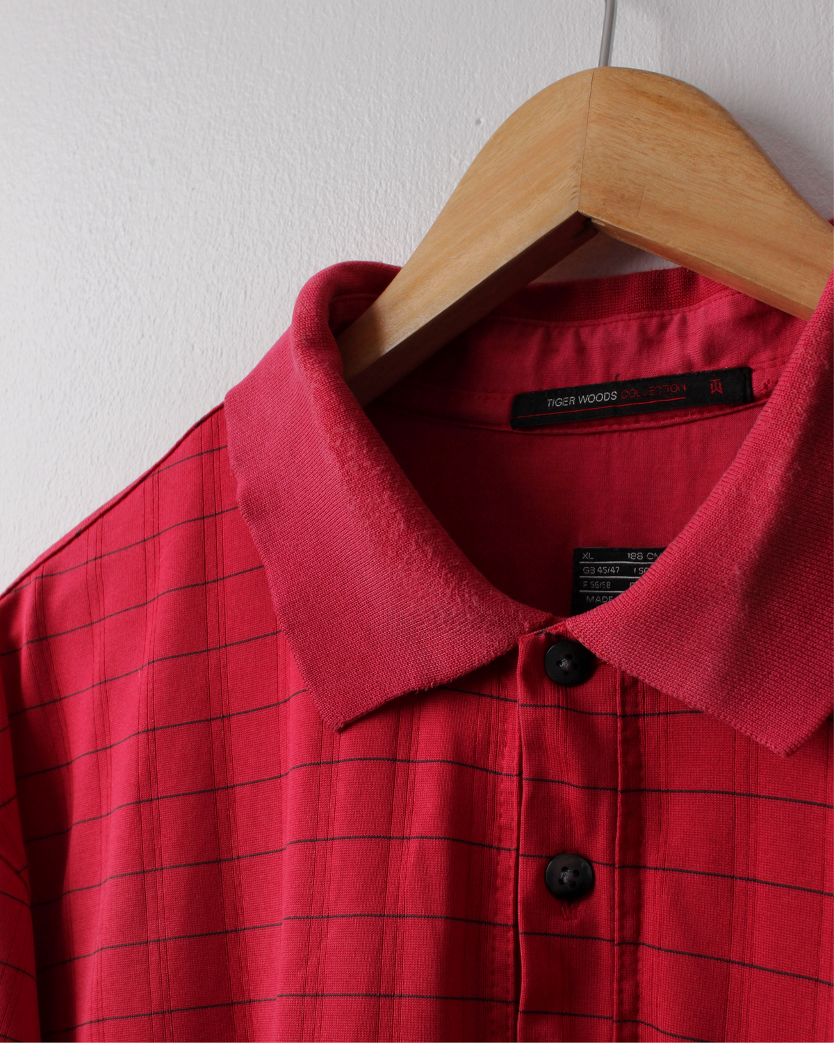 00s Nike Tiger Woods Collection Bright Red Chequered Polo (XL)