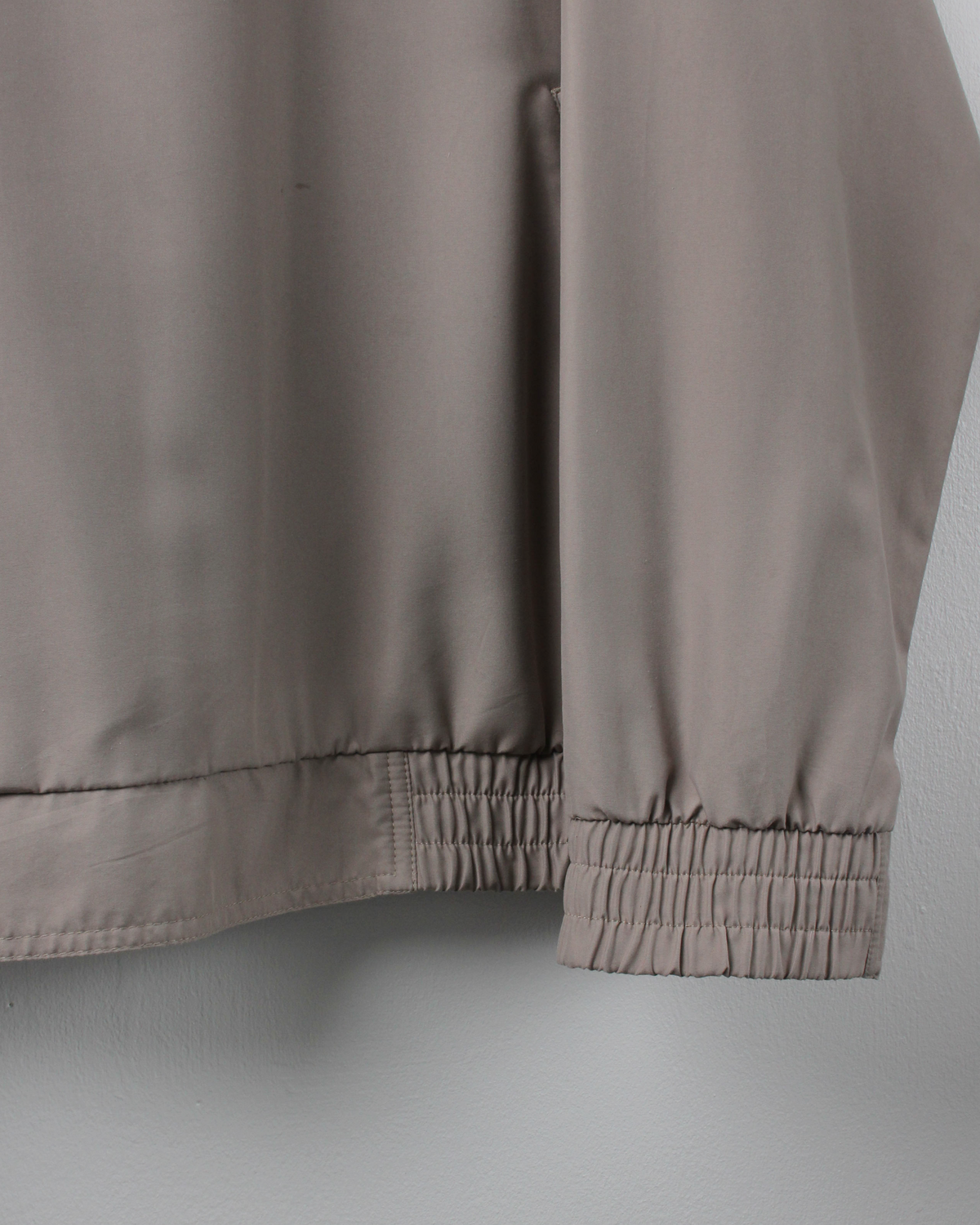 00s Nike Taupe Lightweight V-Neck Windbreaker (XL)