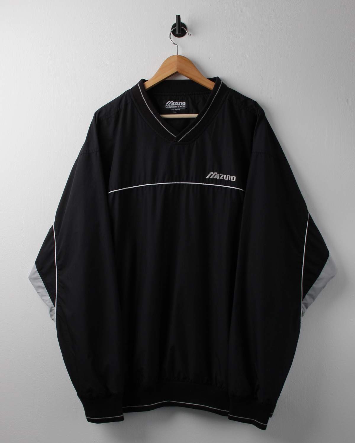 00s Mizuno Black & Grey Windbreaker (XXL)