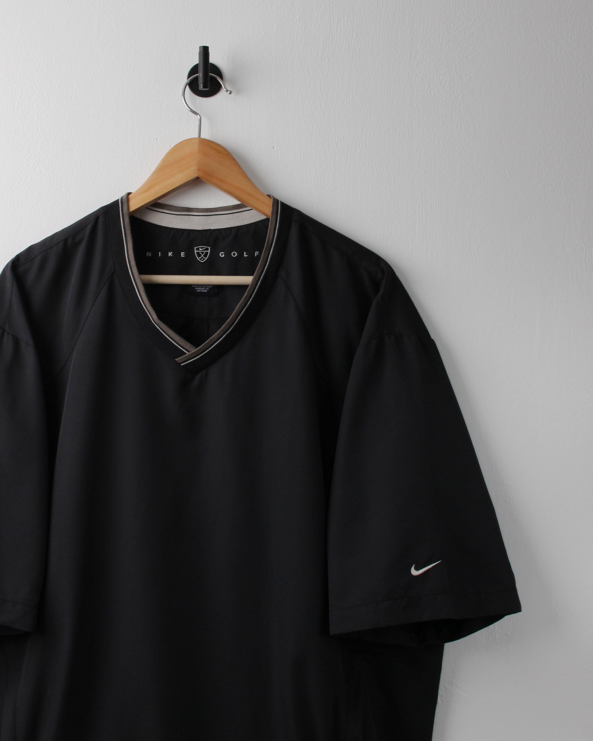 00s Nike Black V-Neck Short Sleeve Windbreaker (L)