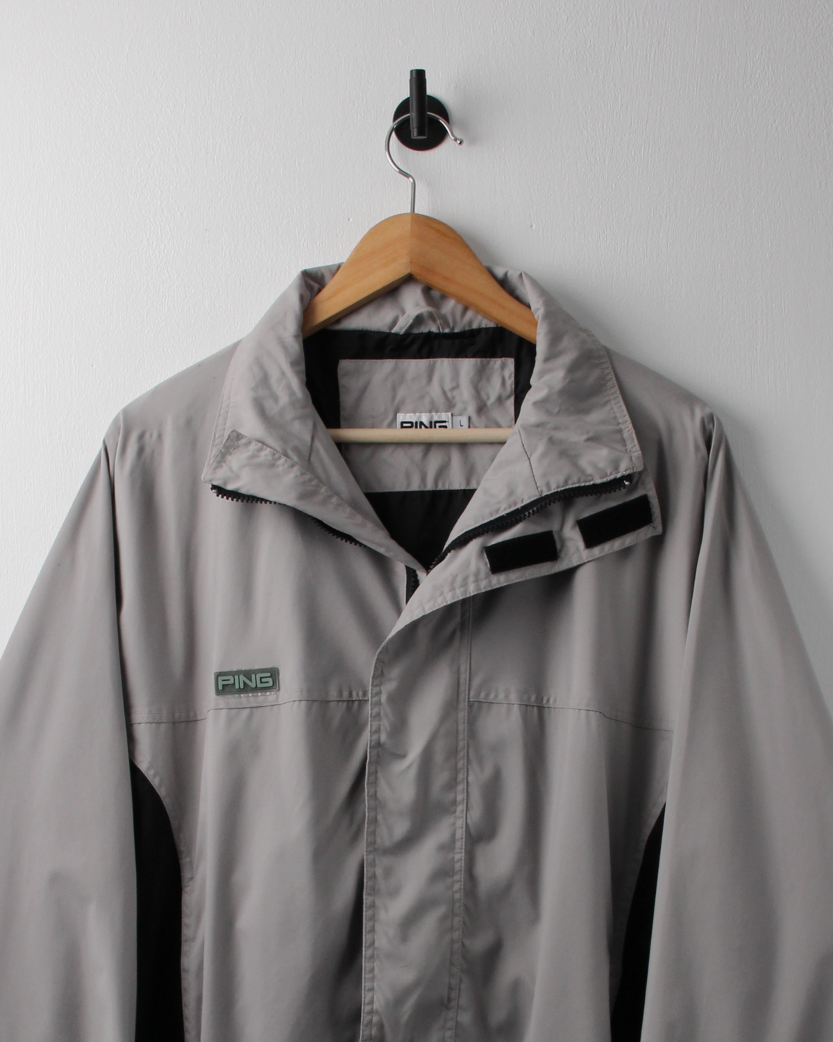 00s Ping Cream & Black Full Zip Jacket (M)