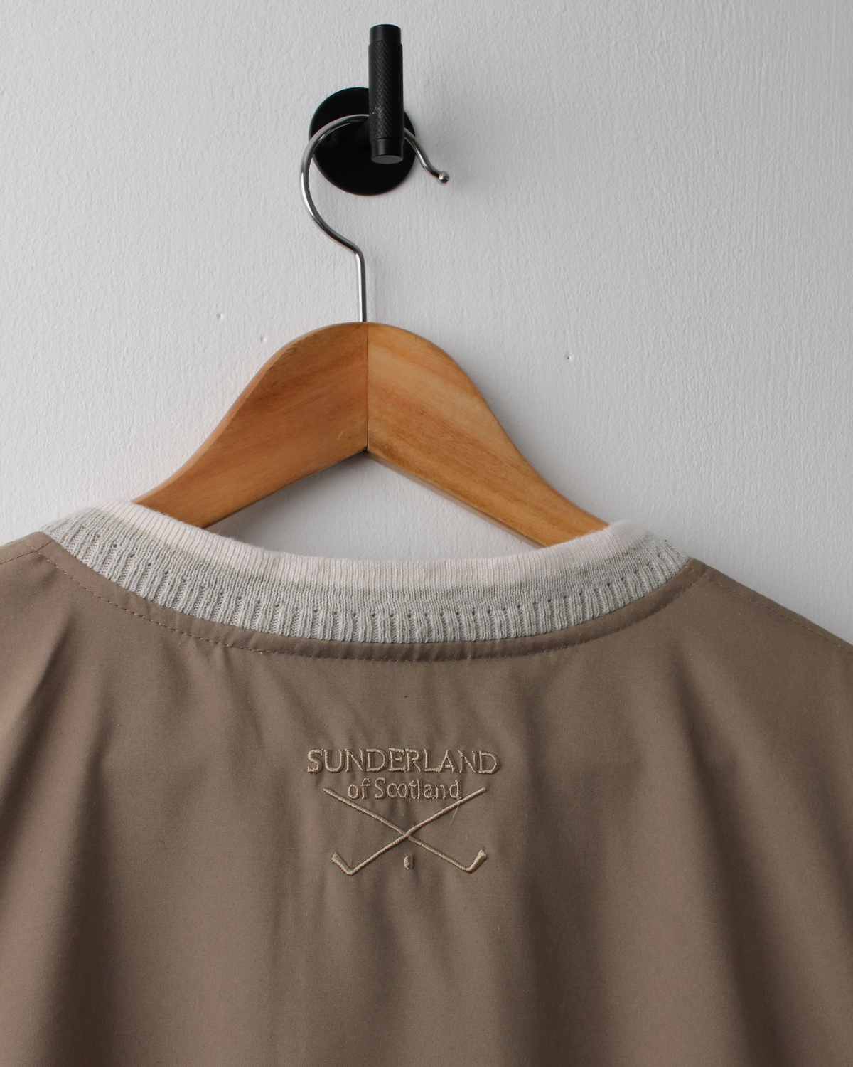 90s Baltusrol Beige Windbreaker Golf Vest (XL)