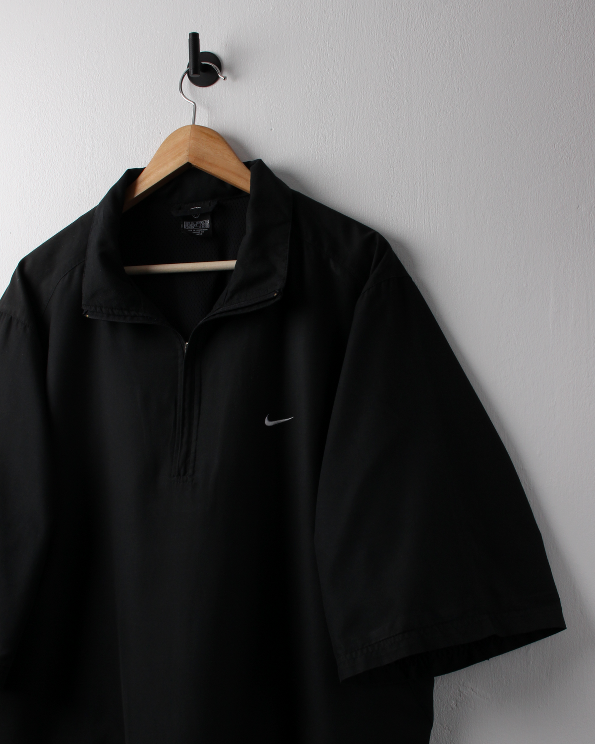 00s Nike Black Short Sleeve Windbreaker (L)