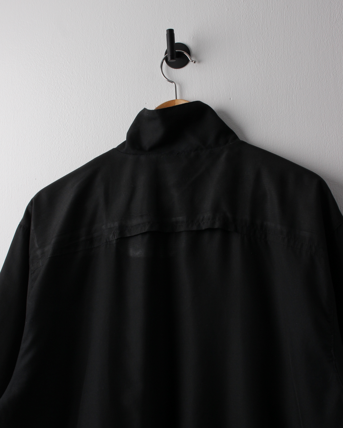 00s Nike Black Short Sleeve Windbreaker (L)