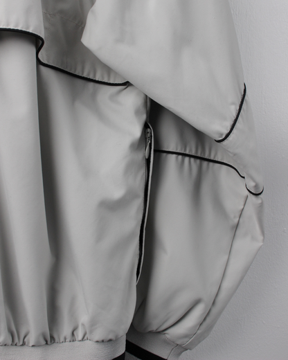 90s Nike Cream & Black V-Neck Windbreaker (S)