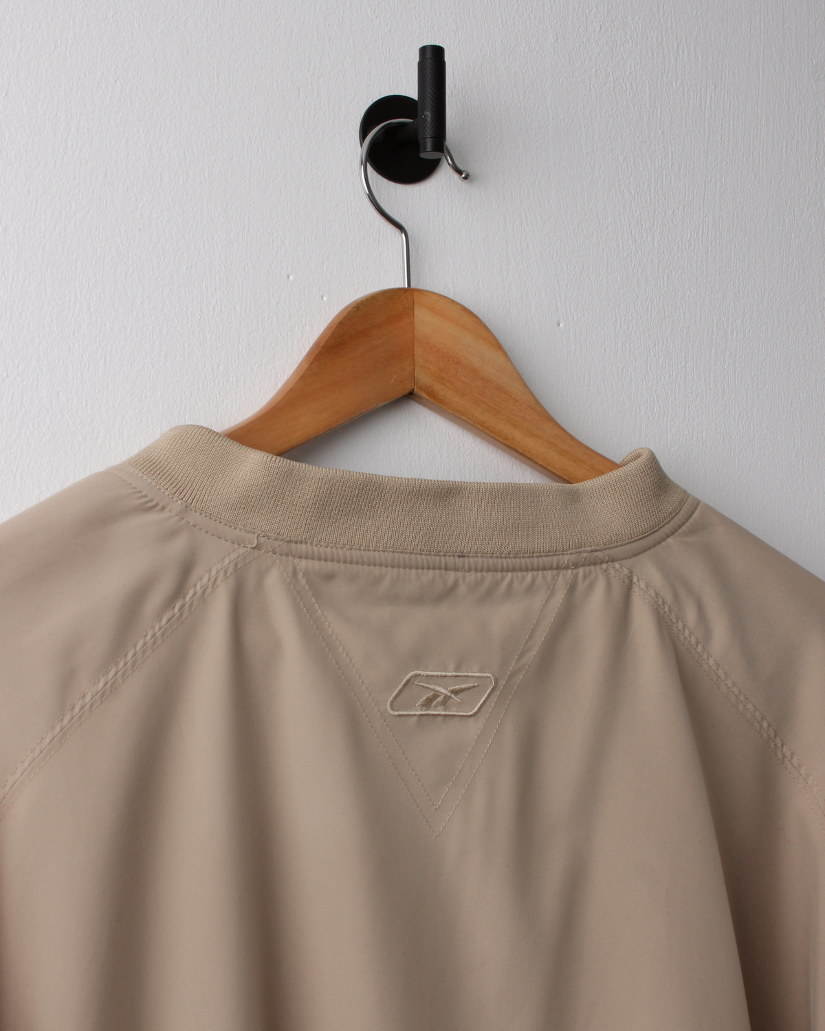 00s Reebok Golf Beige V-Neck Windbreaker with Tags (XL)