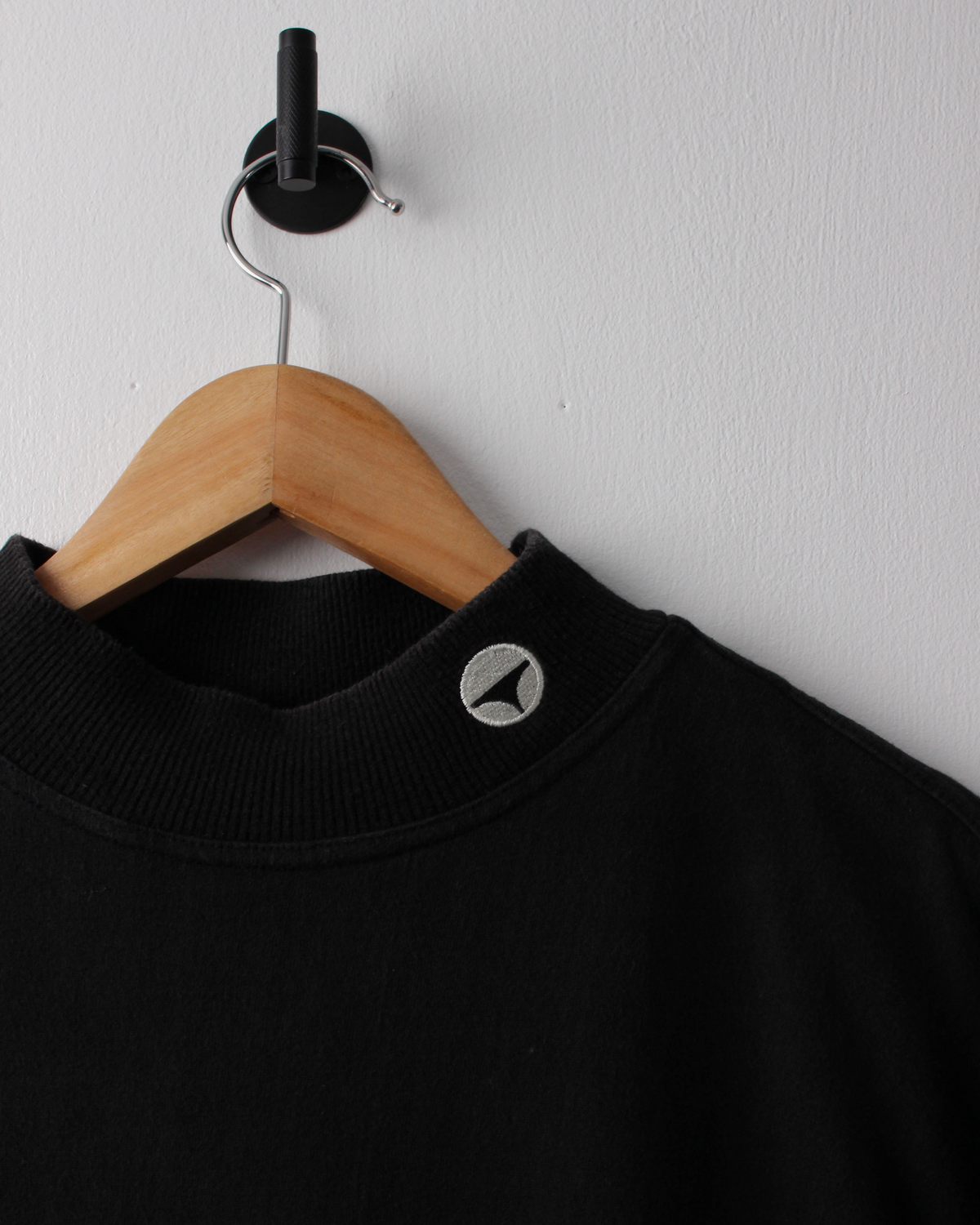 90s TaylorMade Black & White Long Sleeve Cotton Mock Neck (M)