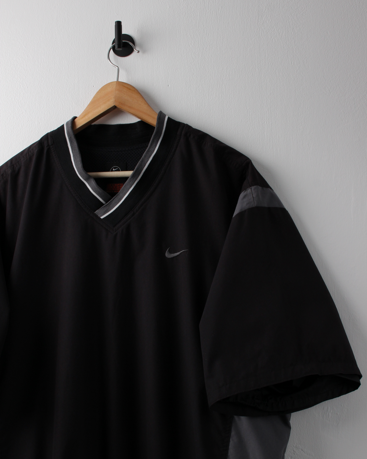 00s Nike Black & Grey Short Sleeve Windbreaker (XL)