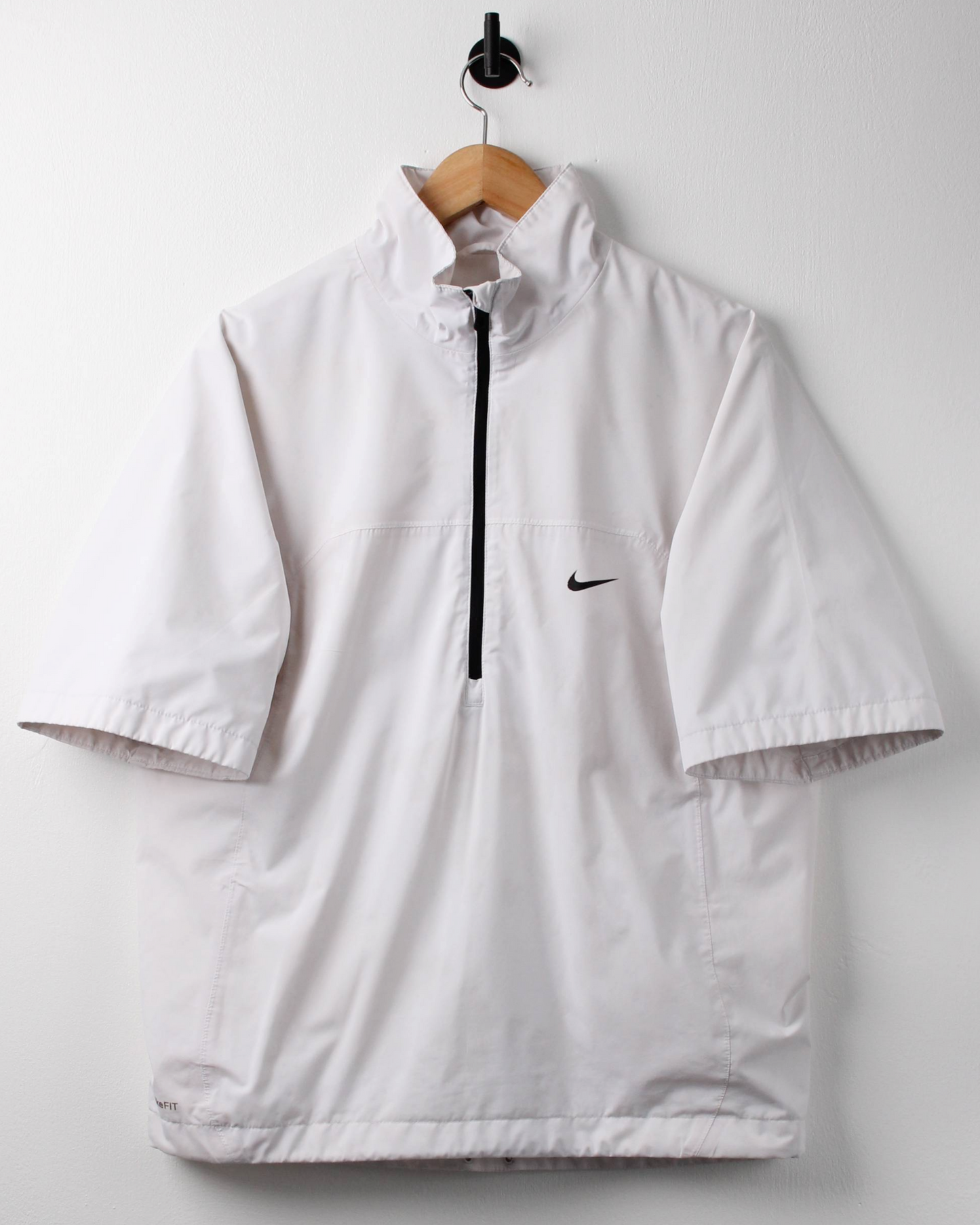 Modern Nike White Short Sleeve Windbreaker (M)