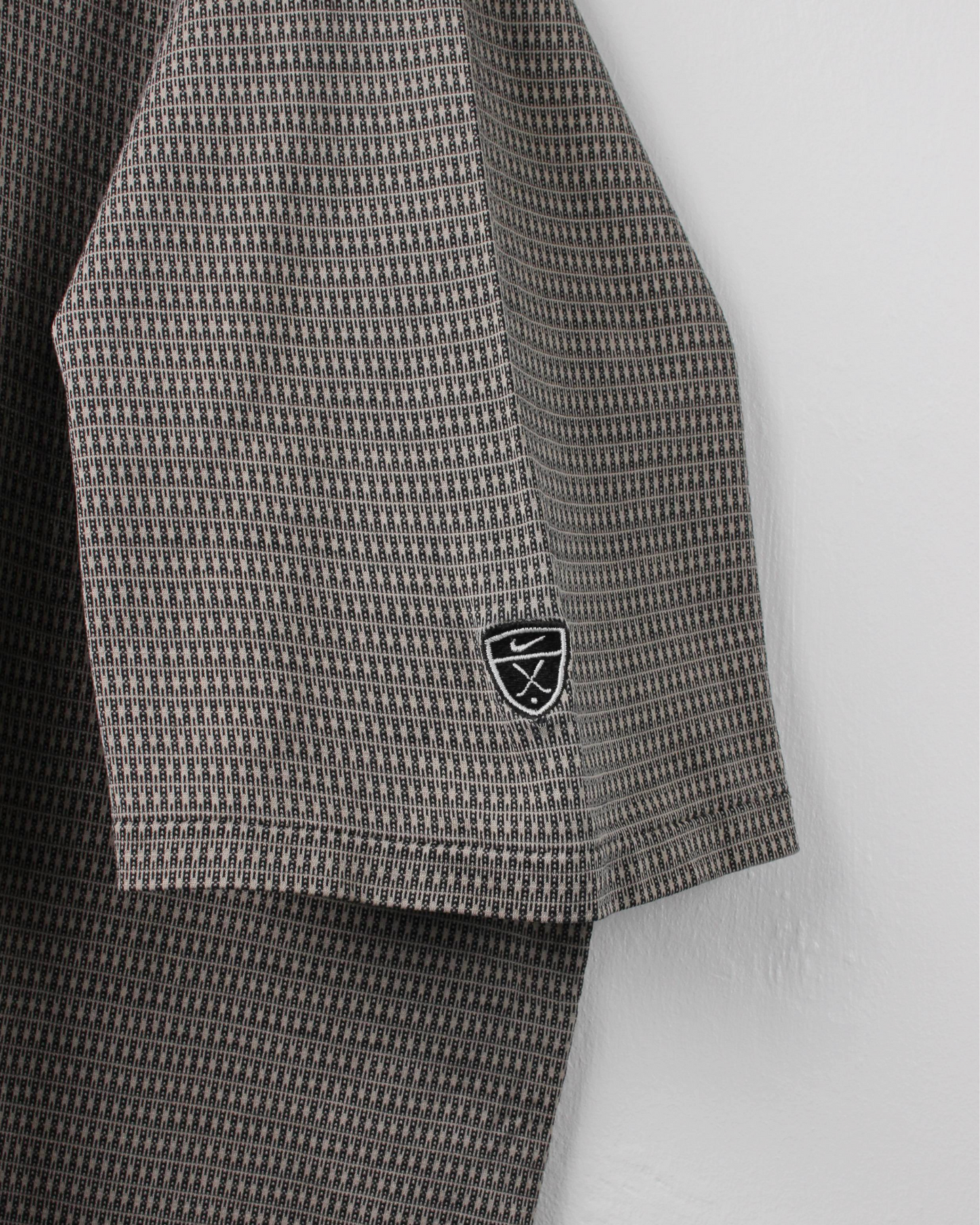 00s Nike Shield Logo Geometric  Polo (L)