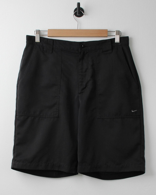00s Nike Black Golf Shorts (32W)