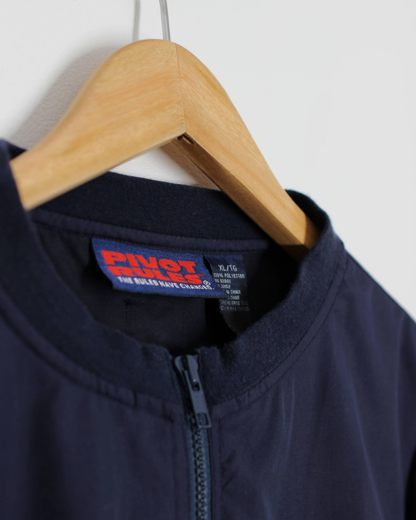 90s Pivot Rules Navy Quarter Zip Crewneck Windbreaker (L)