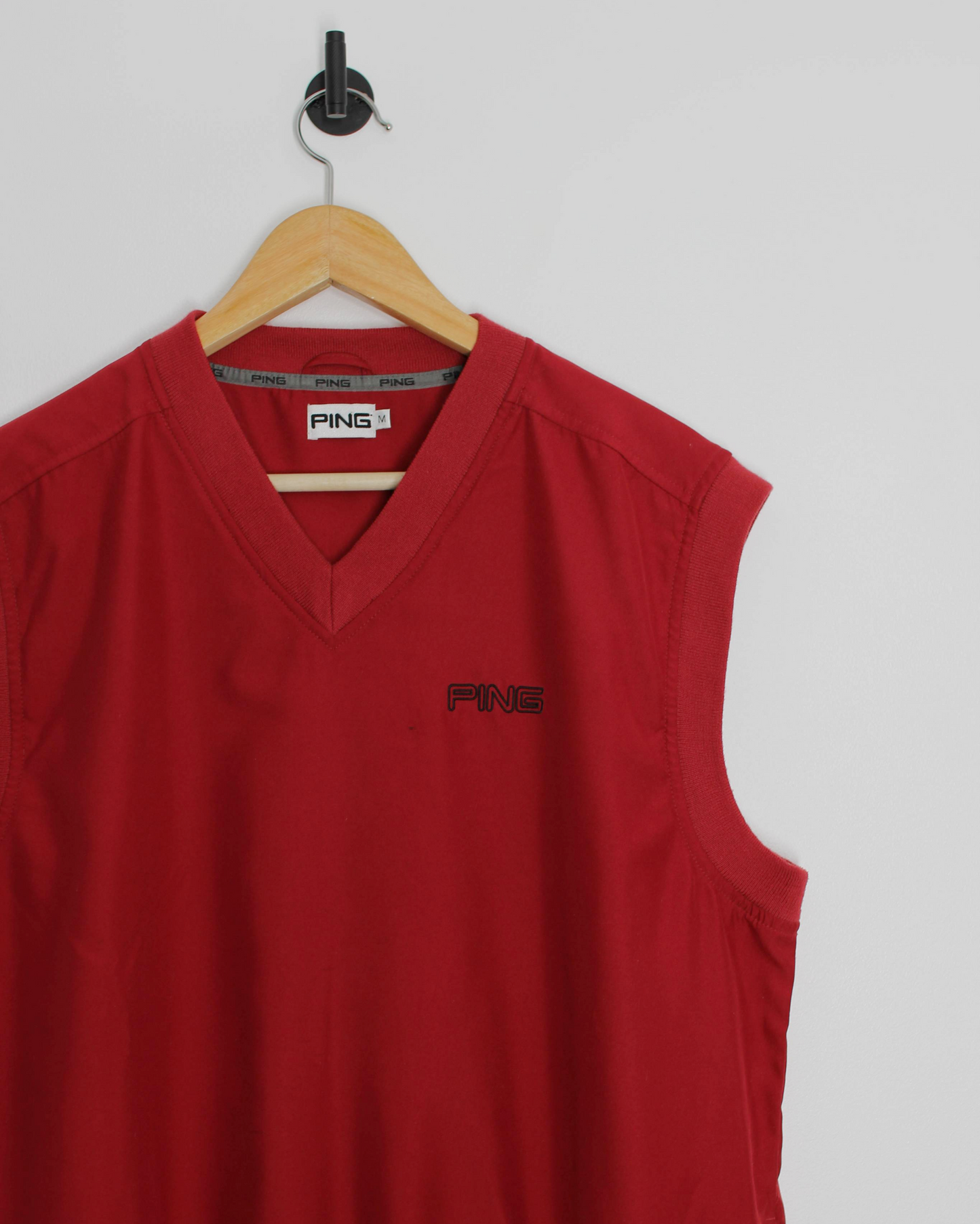 00s Ping ‘Mr Ping’ Red Golf Vest (M)