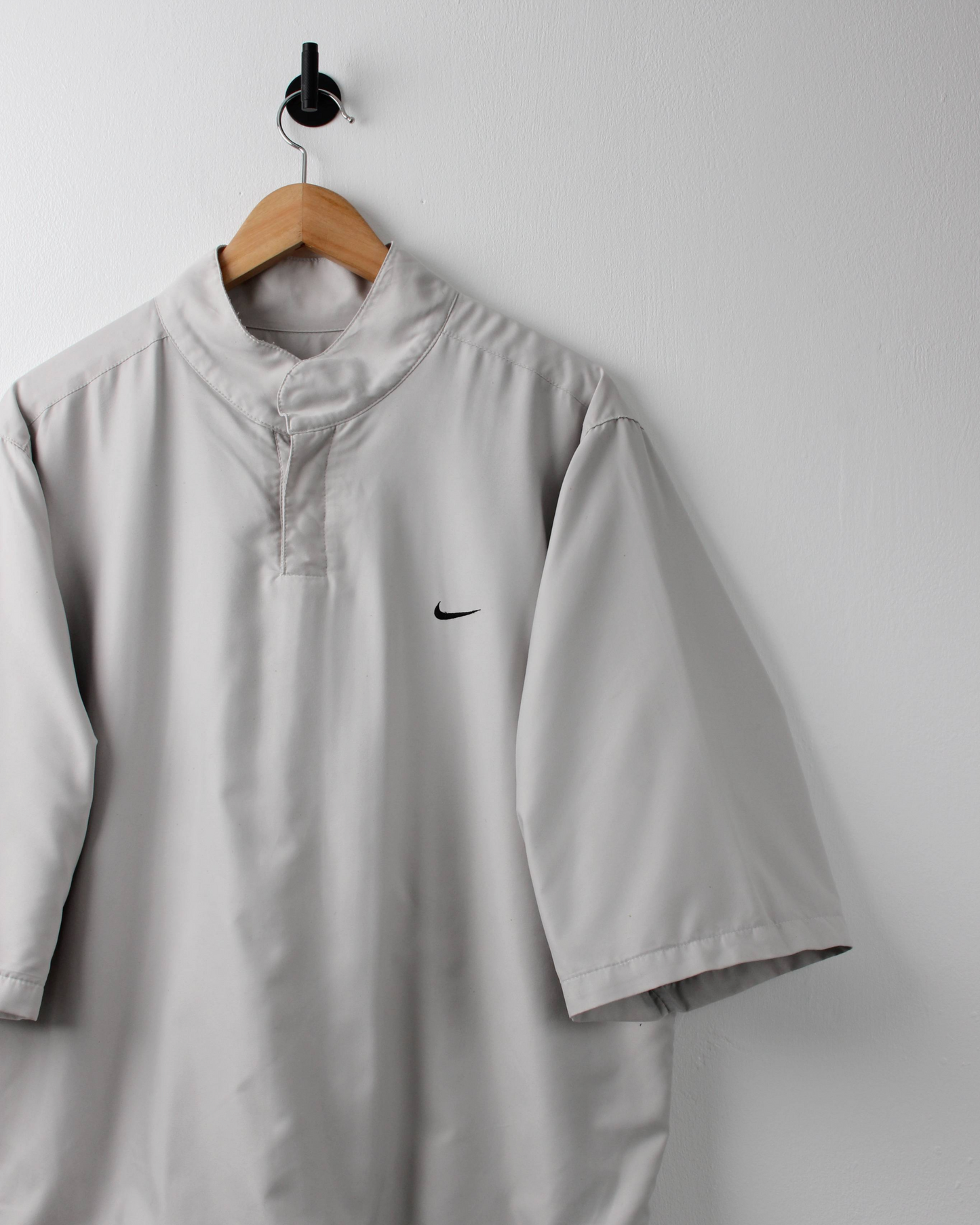00s Nike Shield Logo Cream Short Sleeve Windbreaker (L)
