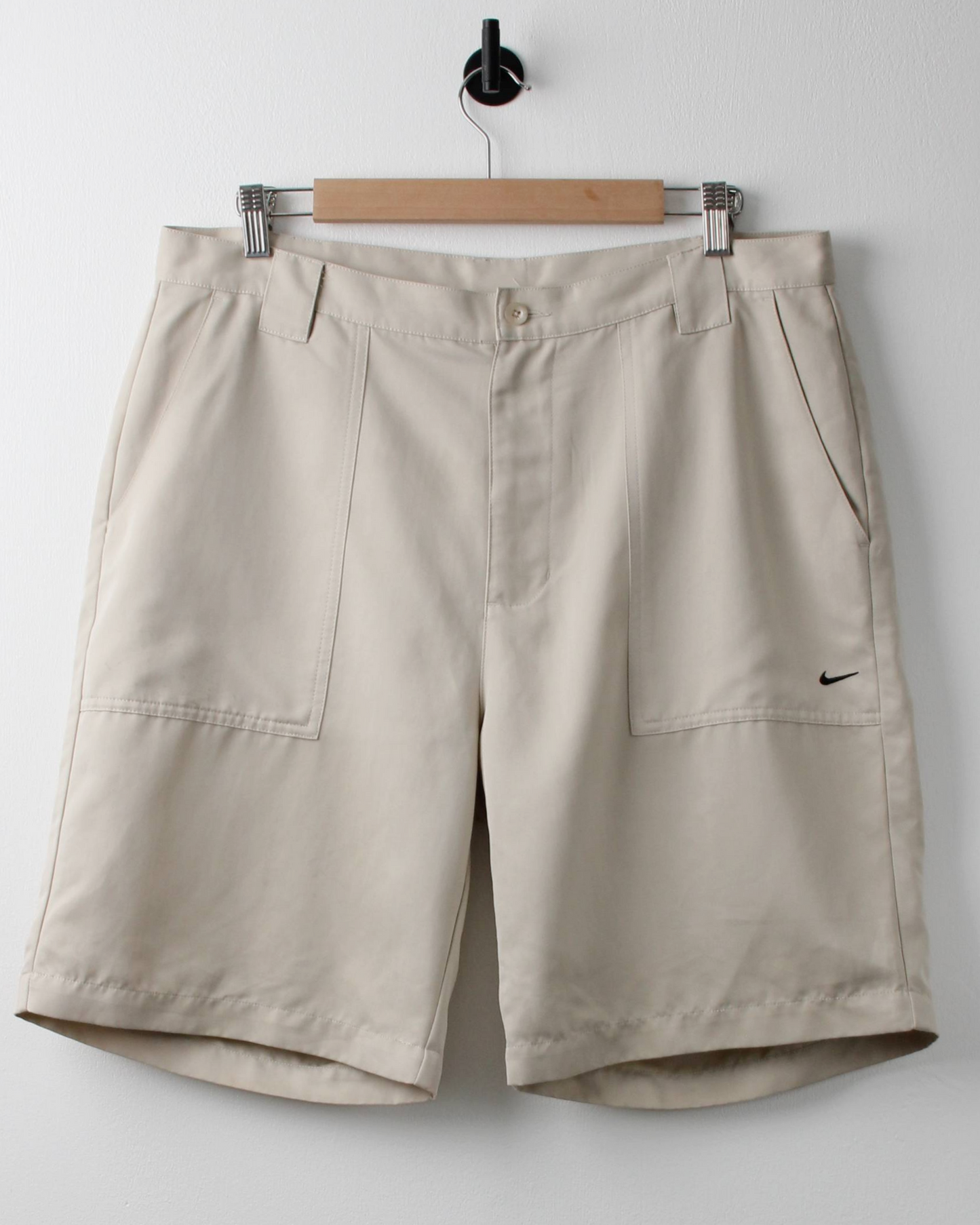 00s Nike Cream Golf Shorts (36W)