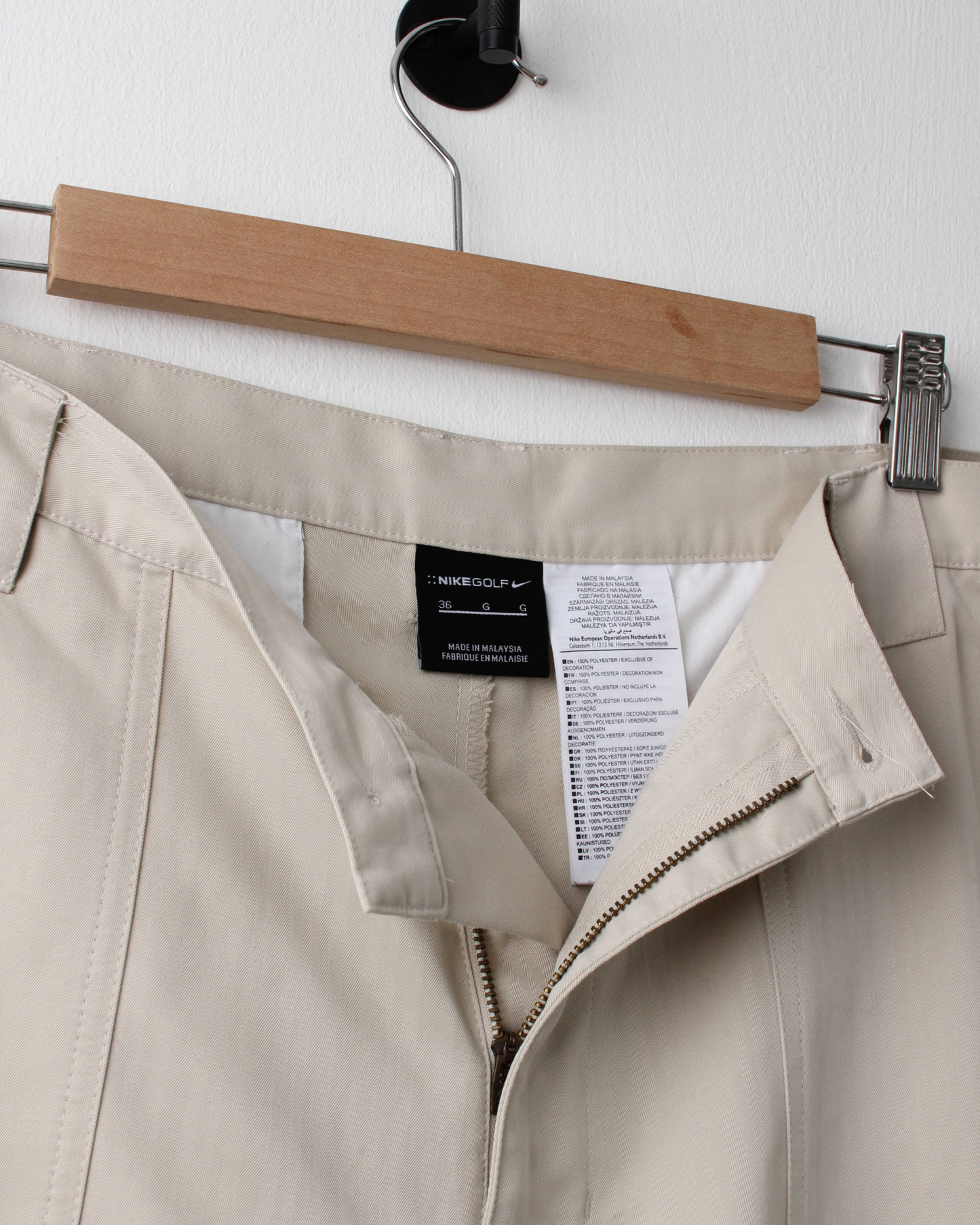 00s Nike Cream Golf Shorts (36W)