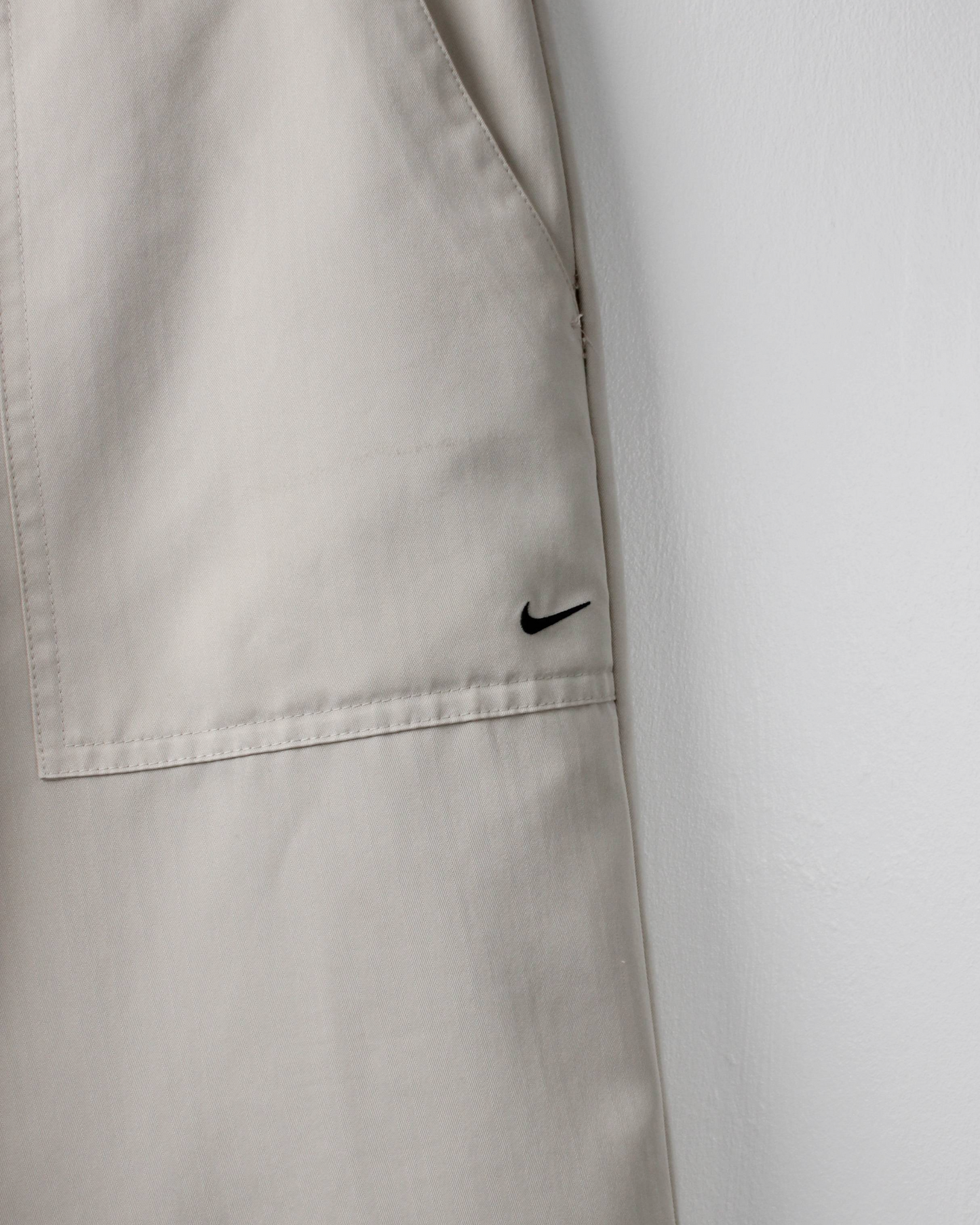 00s Nike Cream Golf Shorts (38W)
