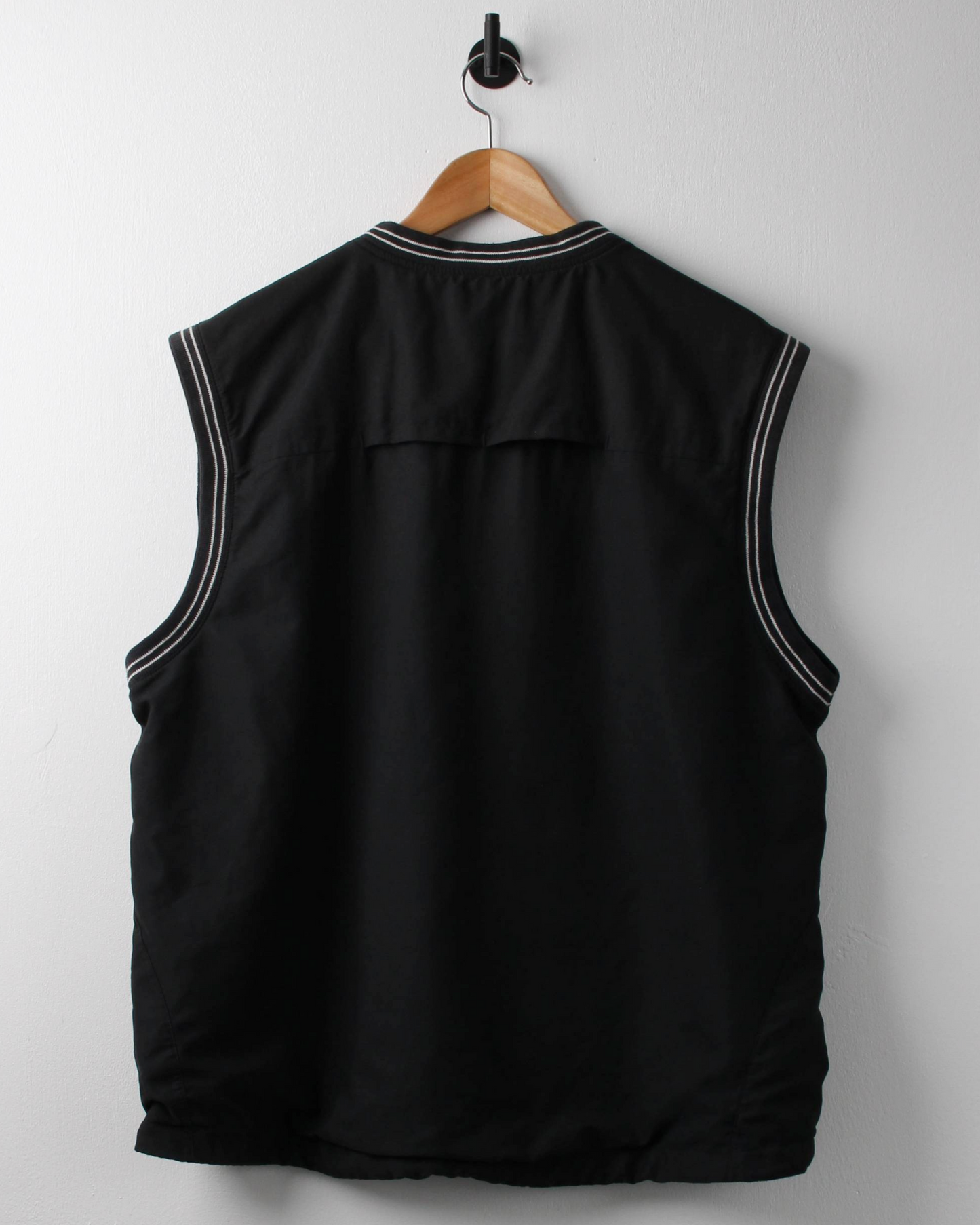 00s Nike Black & White Windbreaker Golf Vest (L)