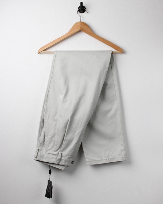 90s Nike Baggy Cream Pleated Trousers with Tags (30W 34L)