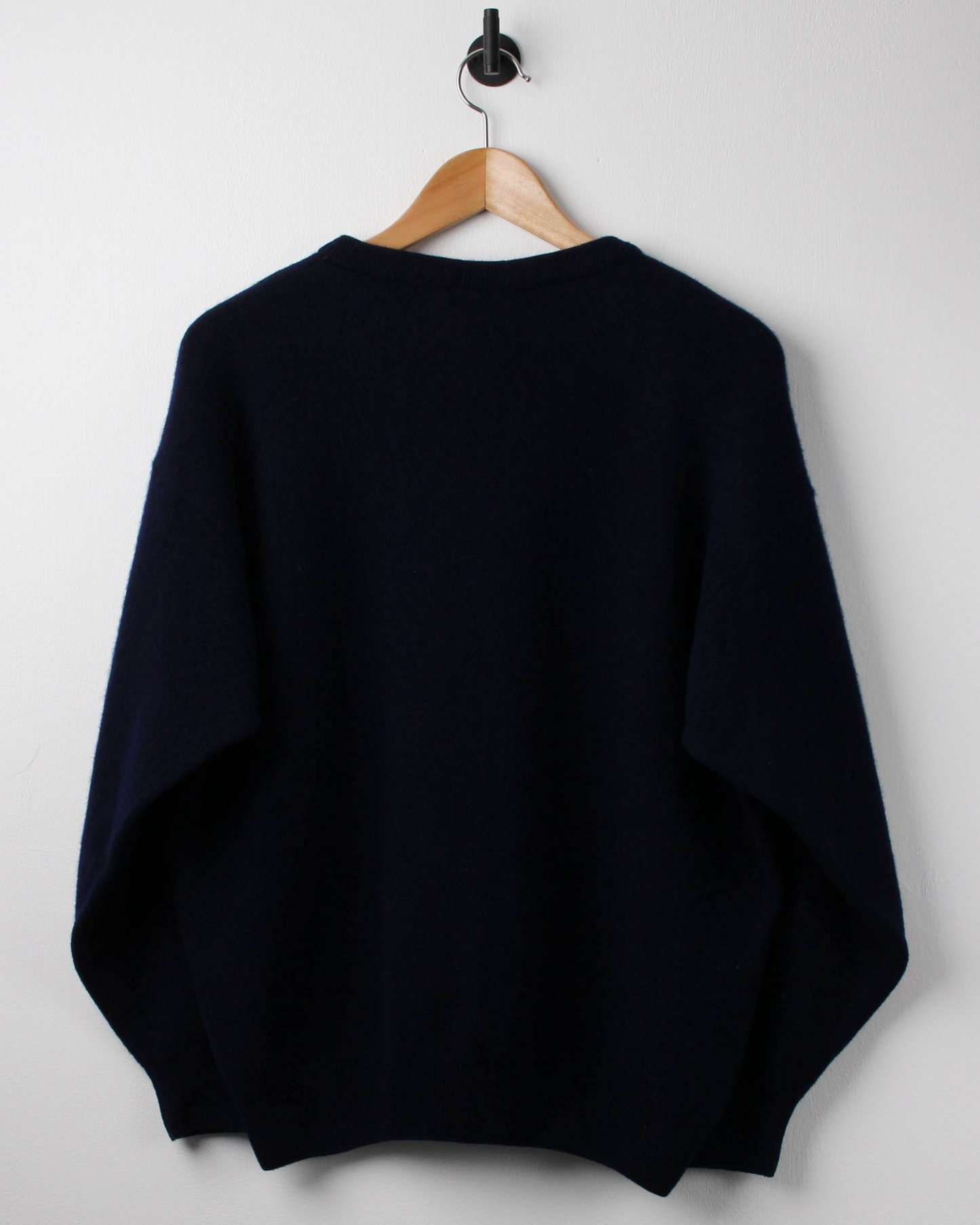 90s The Sweater Shop Navy ‘Golf’ Graphic Wool Knit (M)