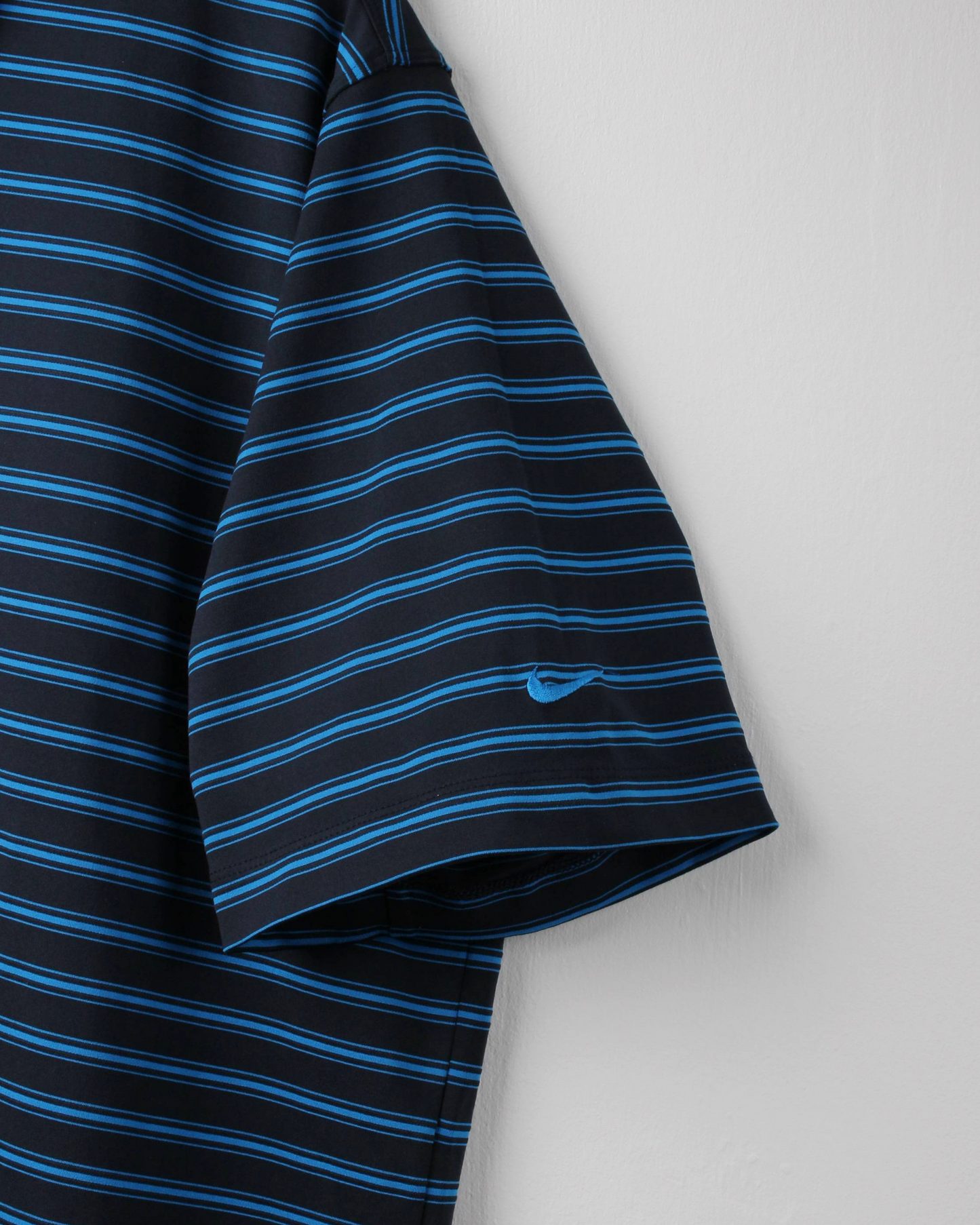 Modern Nike Black/Blue Striped Polo (L)