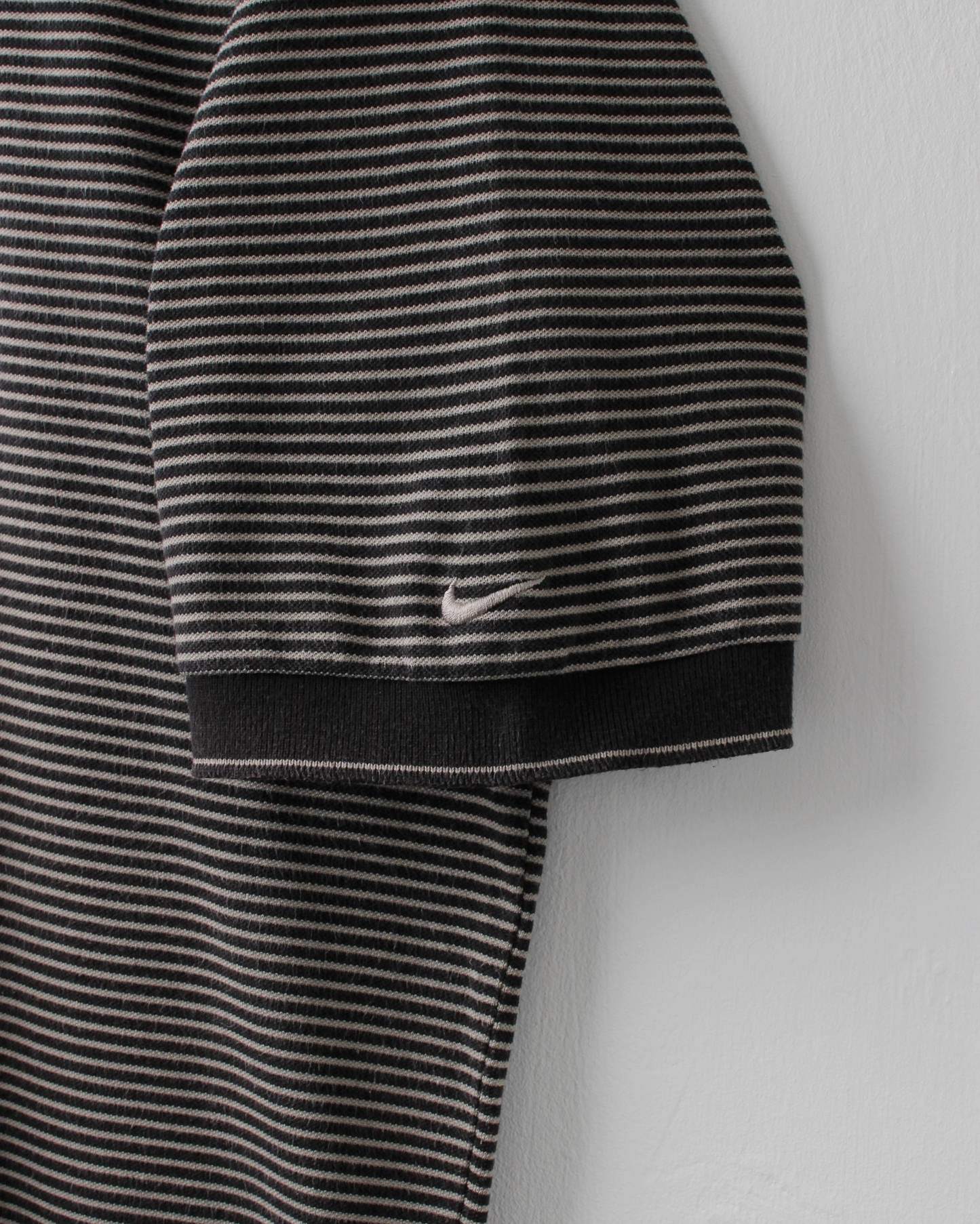 00s Nike Black & White Striped Polo (S)