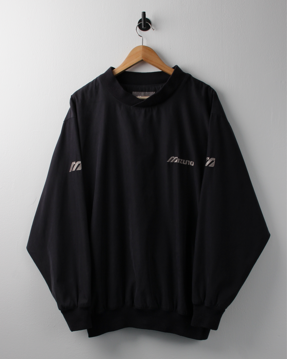00s Mizuno Black Crewneck Windbreaker (L)