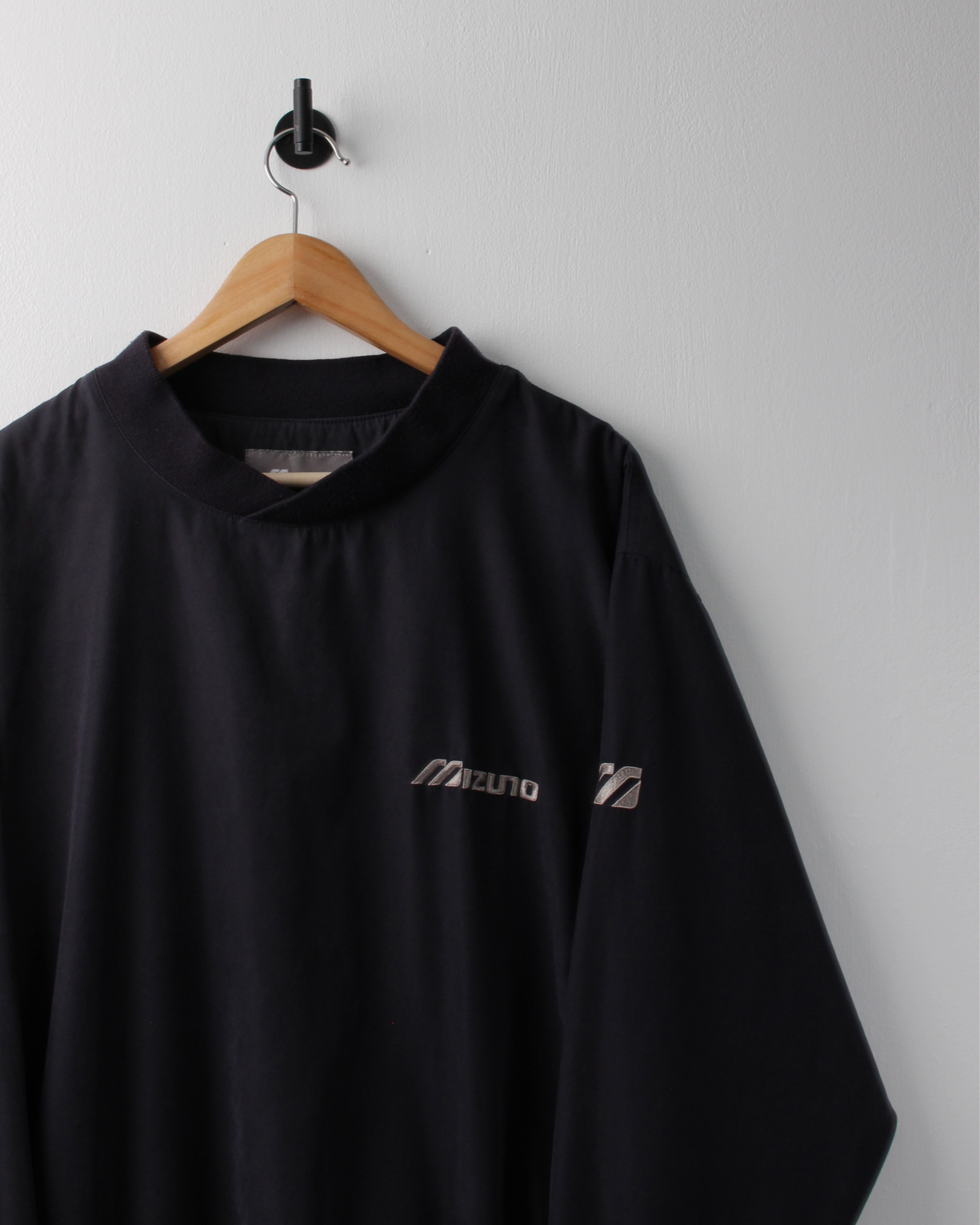 00s Mizuno Black Crewneck Windbreaker (L)