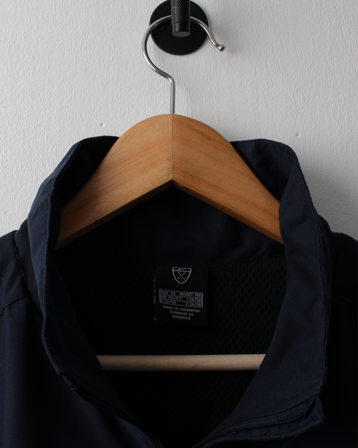 00s Nike Shield Logo Navy Short Sleeve Windbreaker (XL)