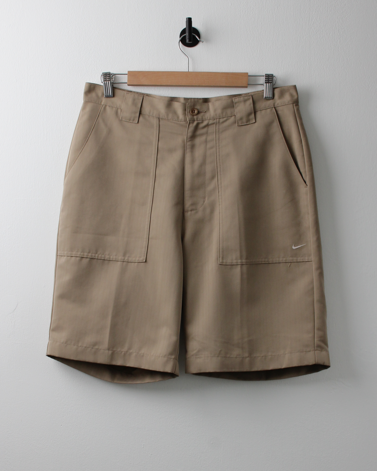 00s Nike Beige Golf Shorts (32W)
