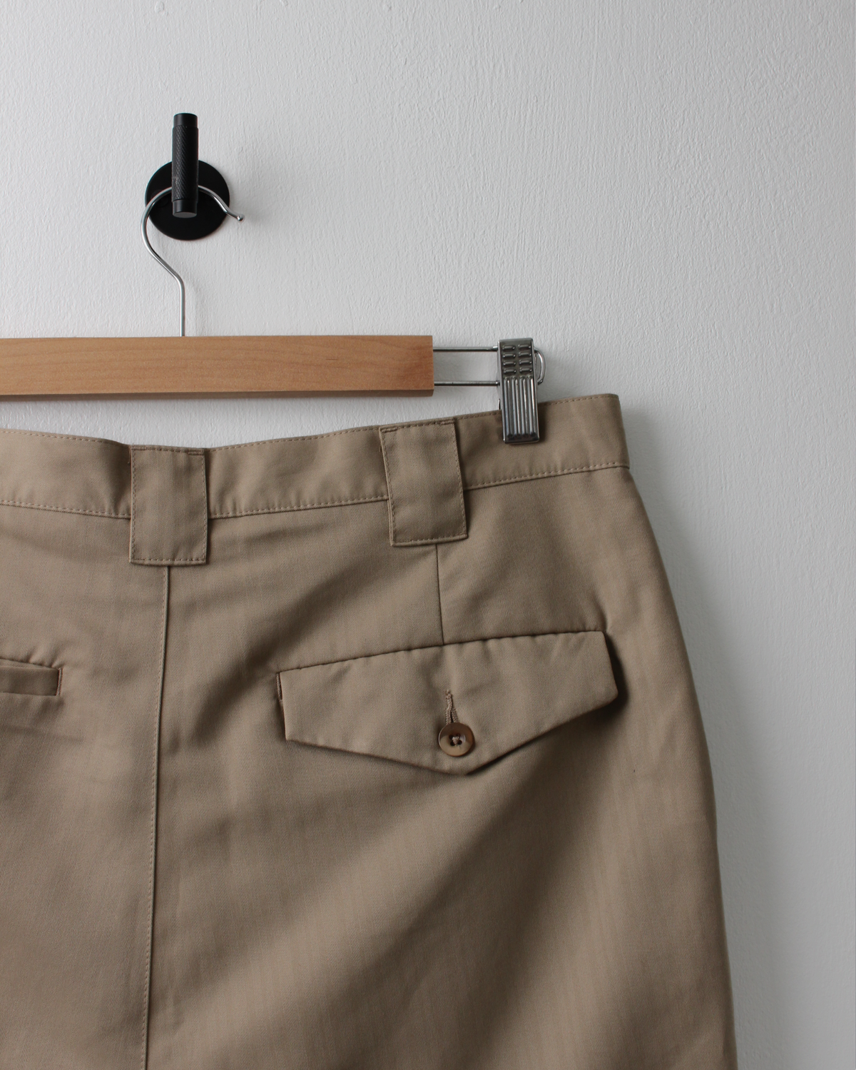 00s Nike Beige Golf Shorts (32W)