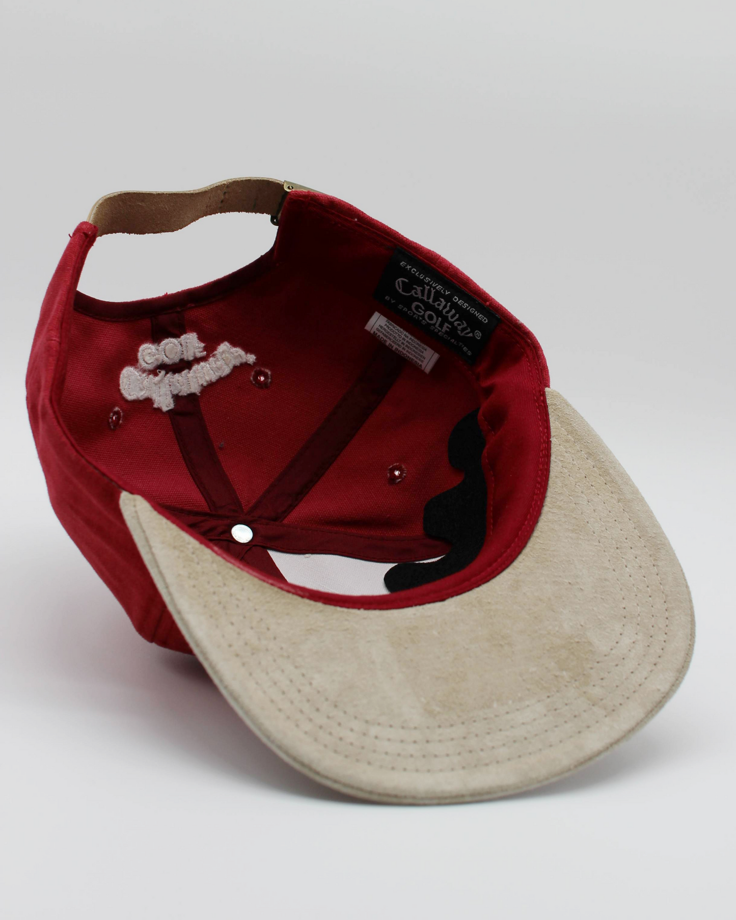 90s Callaway ‘C’ Logo Red & Beige Suede Golf Cap