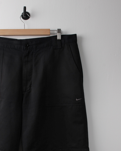 00s Nike Black Golf Shorts (38W)