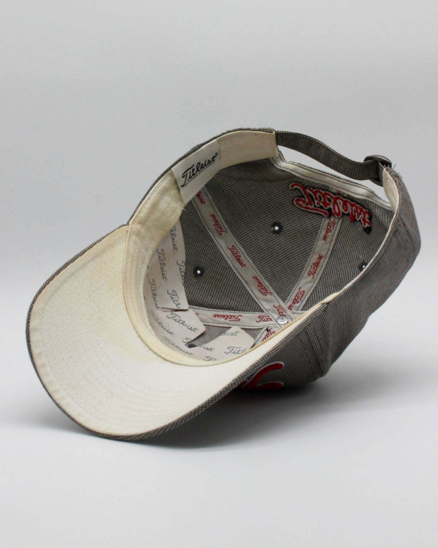 00s Titleist Grey & Red Micropattern Cap