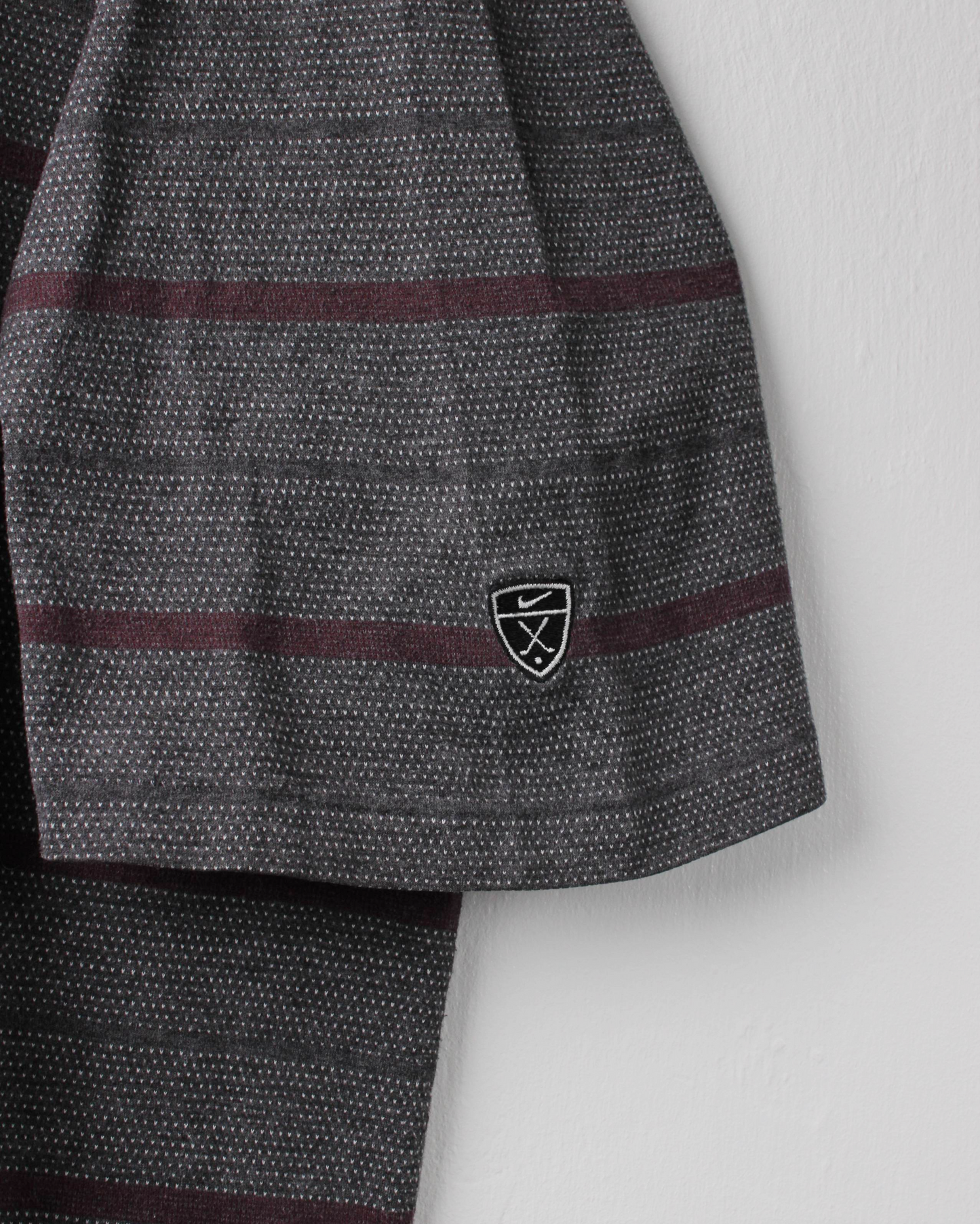 00s Nike Shield Logo Grey & Burgundy Striped Polo (L)