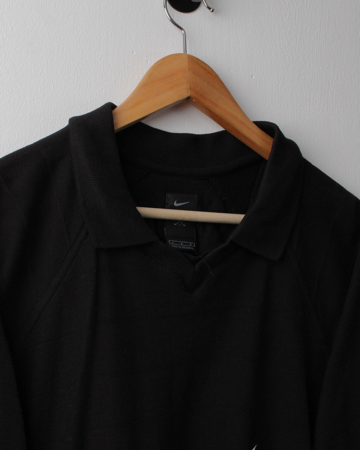 90s Nike Tiger Woods Yin Yang Black Buttonless Polo (XL)
