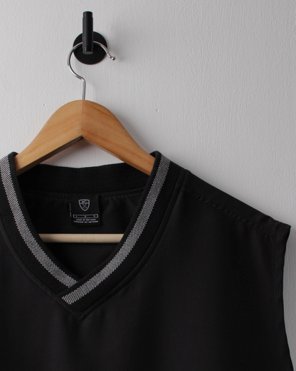 00s Nike Black Windbreaker Golf Vest (L)