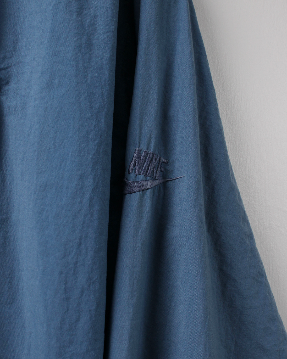 90s Nike Tour Light Blue Buttoned Windbreaker (L)