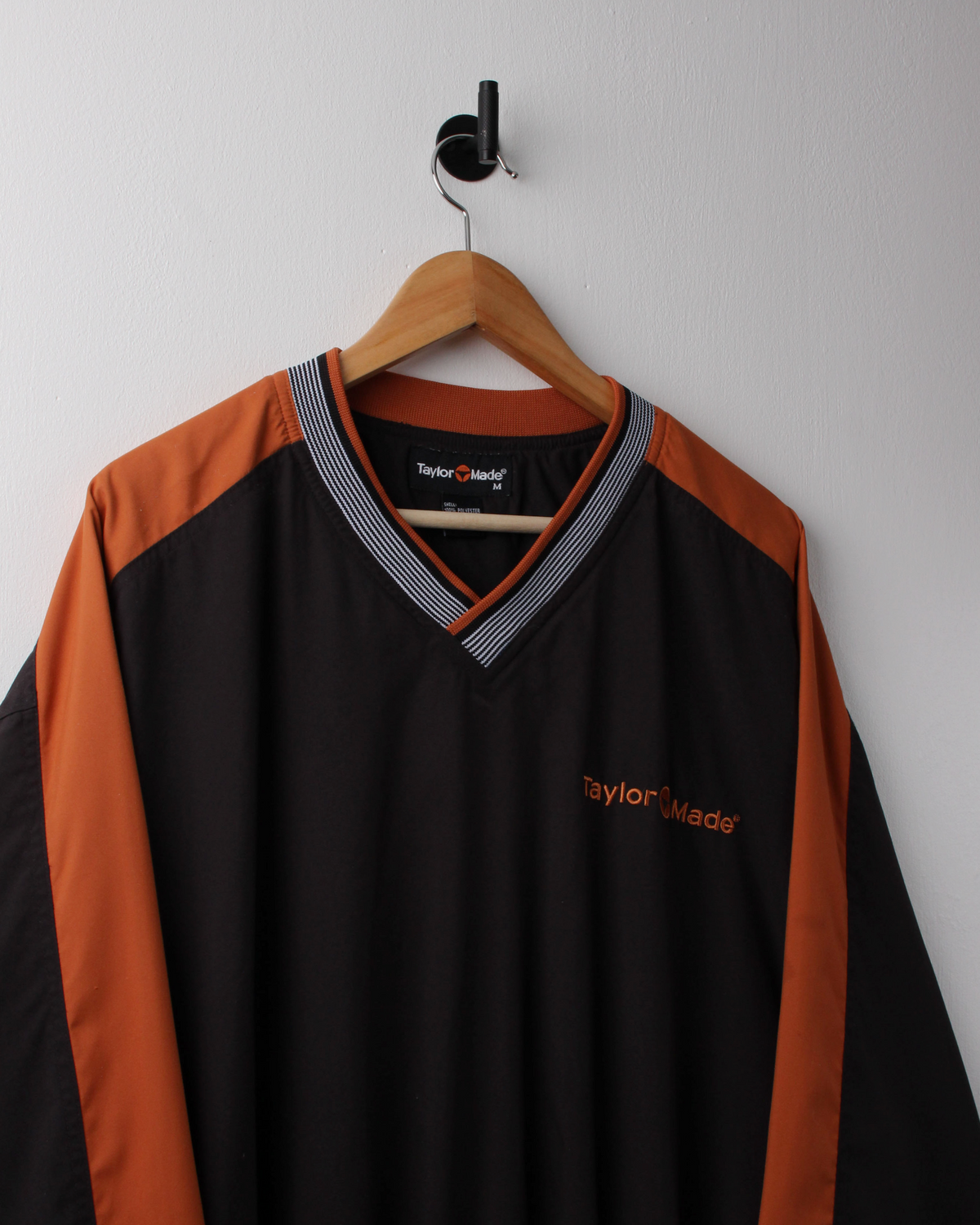 90s TaylorMade Black & Orange Windbreaker (M)