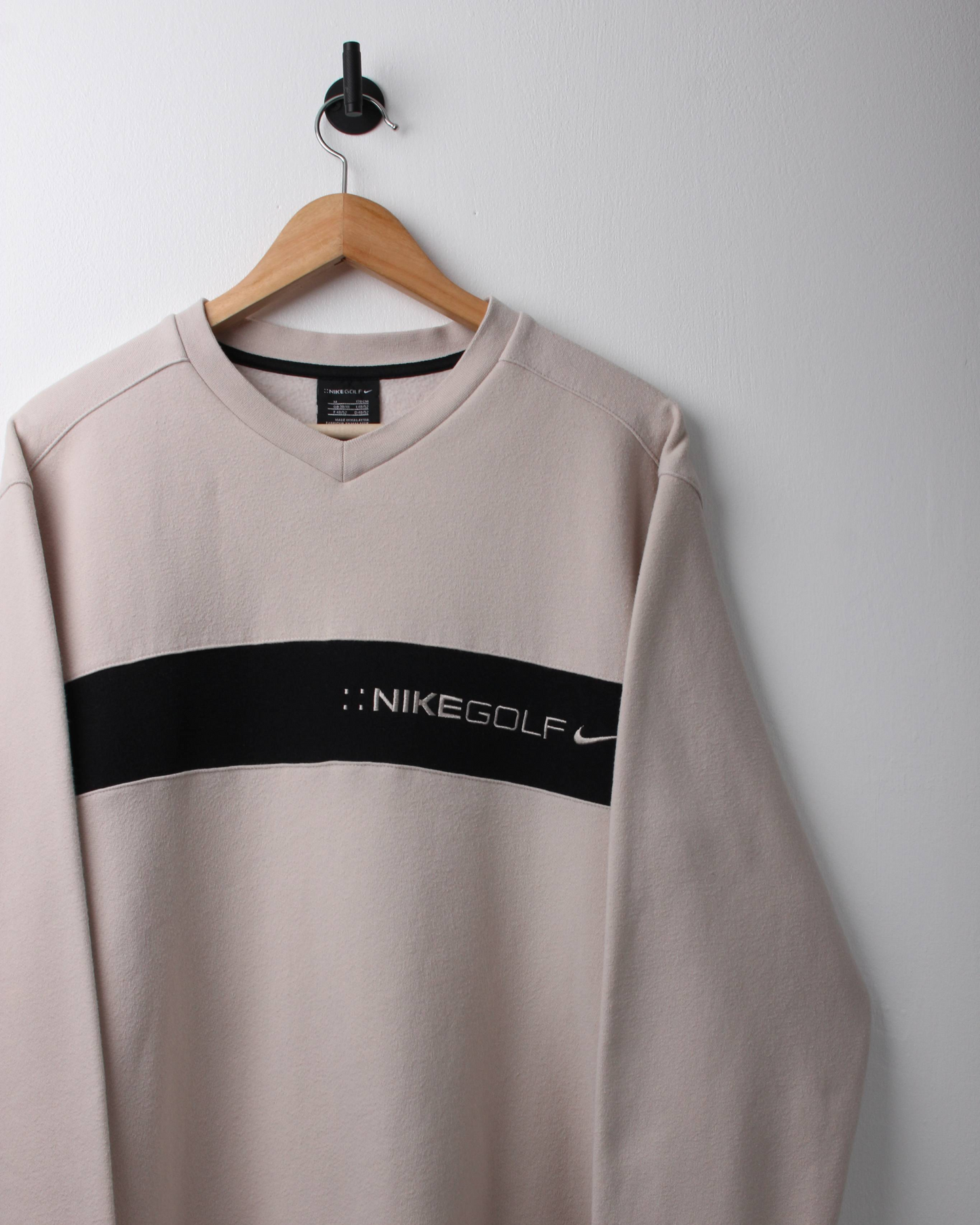 00s Nike Cream/Black V-Neck Sweatshirt (M)