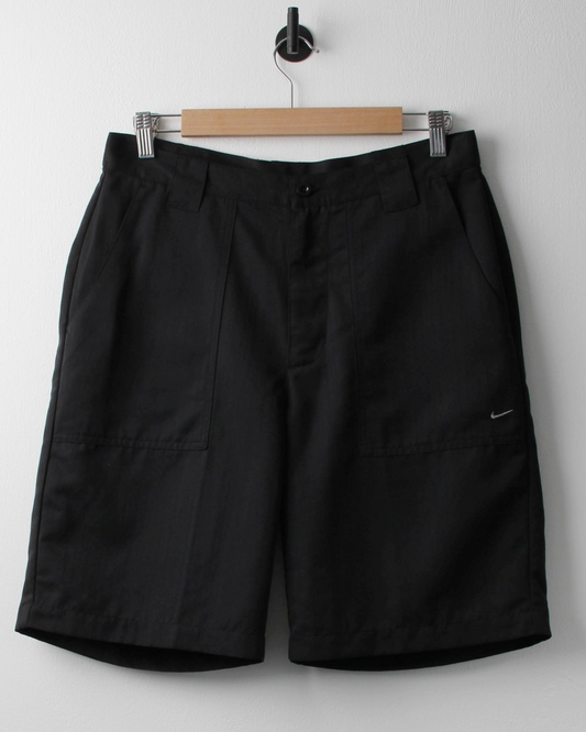 00s Nike Black Golf Shorts (32W)