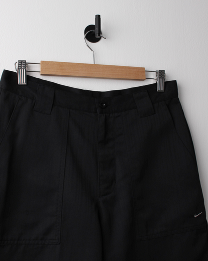 00s Nike Black Golf Shorts (32W)