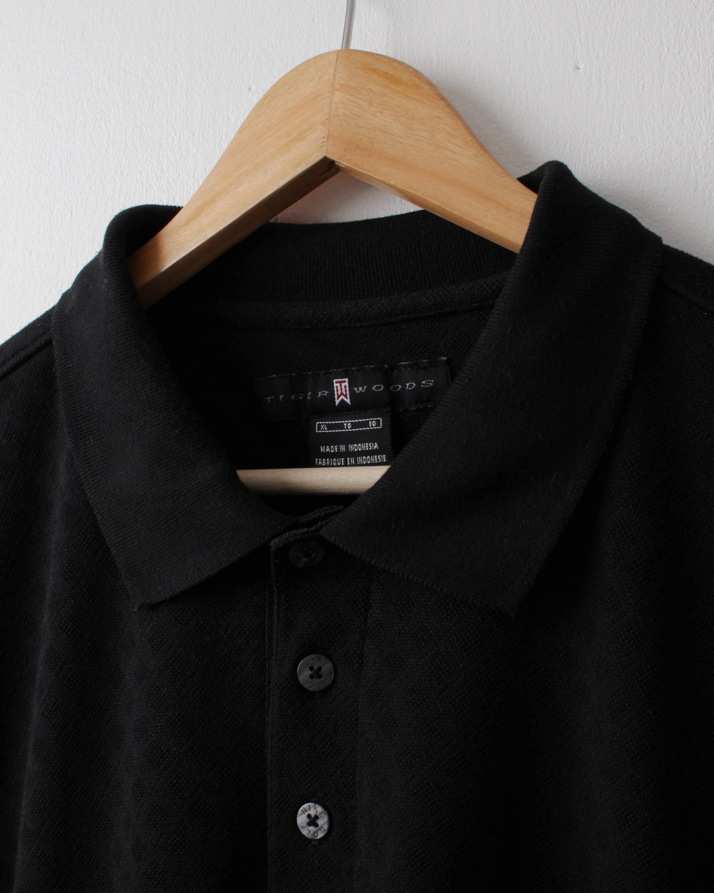 00s Nike Tiger Woods Shield Look Black Textured Polo (XL)