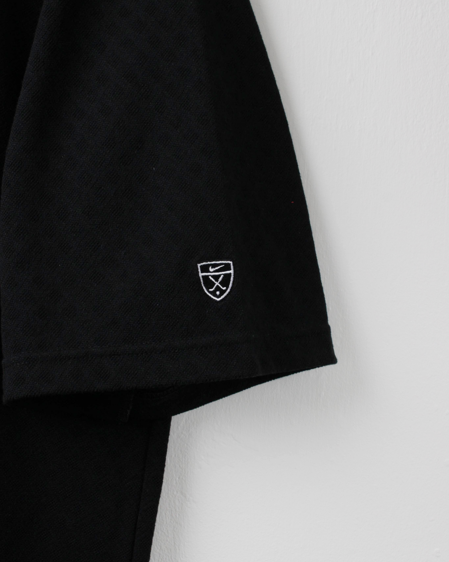 00s Nike Tiger Woods Shield Look Black Textured Polo (XL)