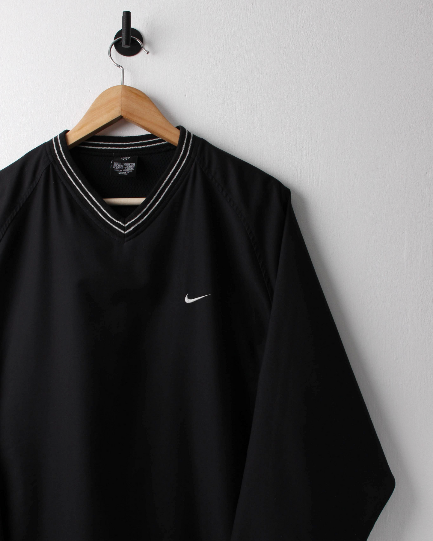 00s Nike Black & White V-Neck Windbreaker (S)